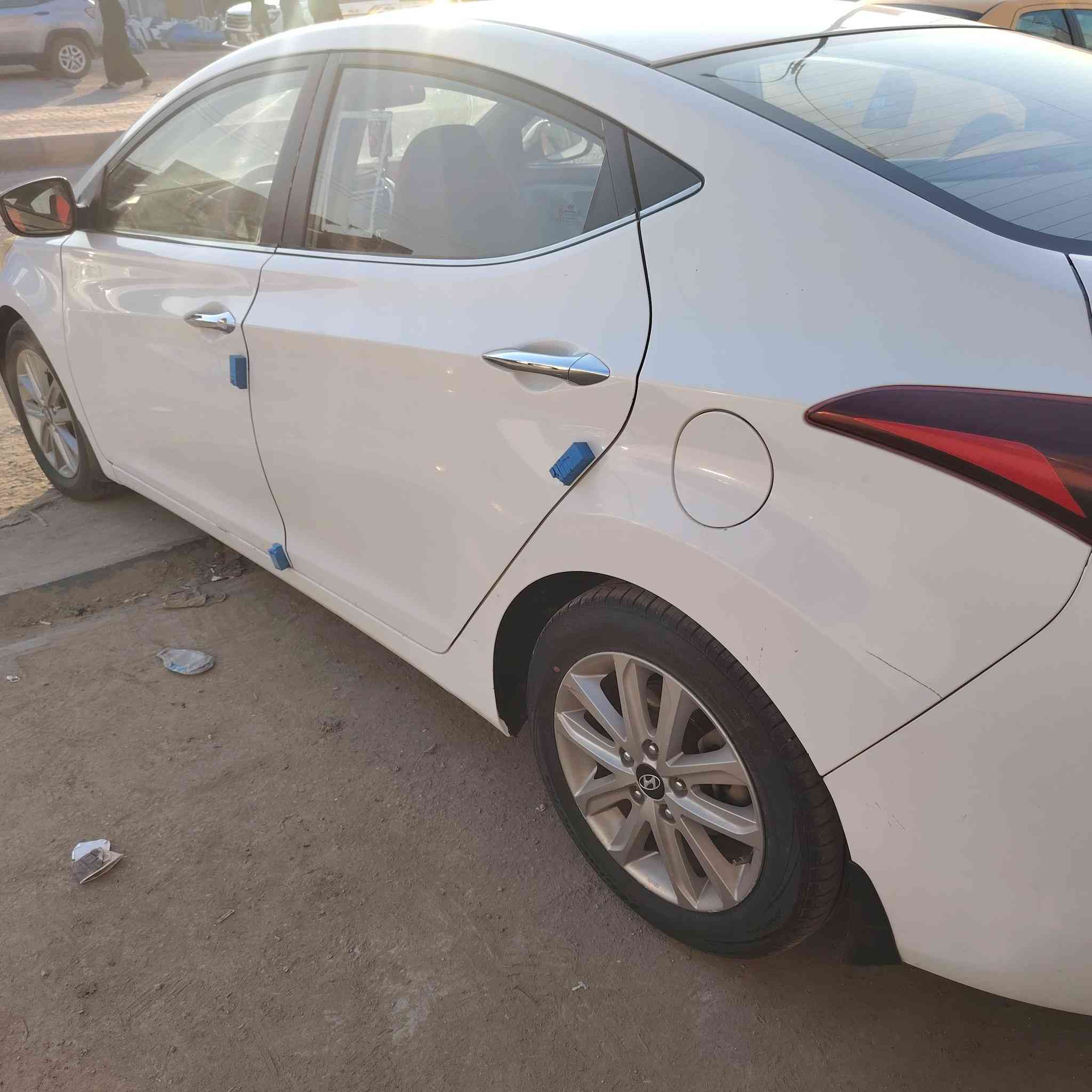 السلام عليكم الانتره موديل 14رقم ميسان بسم راعيها شخصي سنويه جديده سياره مكفوله استخدام شخصي سياره حلوه ونضيفه لا تراسل مكلف بل نشر رجا هاذ رقمه وتصل بيه *********** ابو علي
