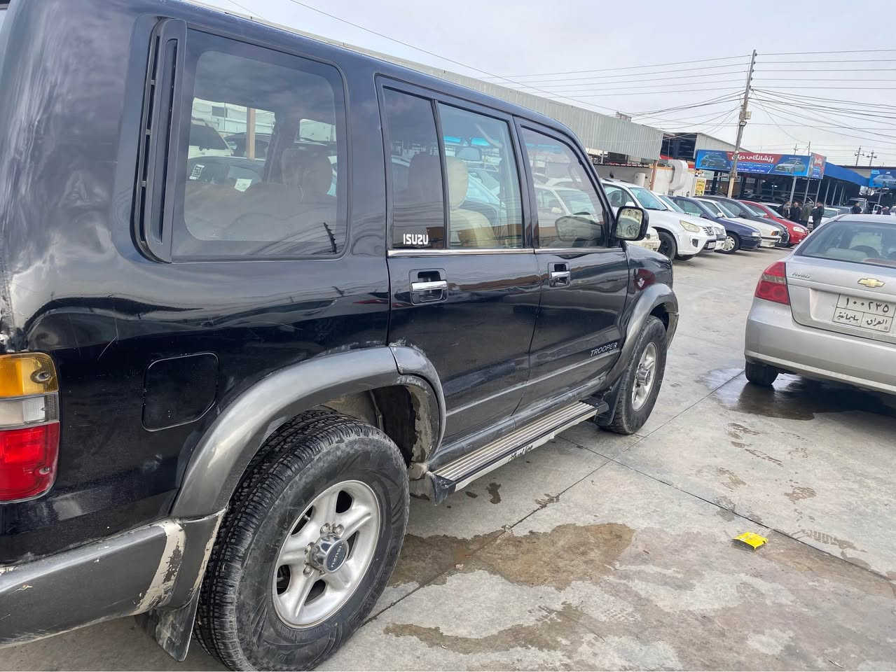 ئەسۆزۆ 2000ئۆتۆماتیک تەحویل ئەسلی ناوزەرد دەبل ئێرباگ دژە خلیسک تراکشن تەبرید ساردو گەرم 
تەحدی سورعە مەکینە3.5لیتر بلاجکتۆر استراد خاص ویل کەپ زینۆن دەبڵ گێچ کارەبای مەزبوت چوار جام کارەبای ئاوێنە کارەبای بێ دەعم تەنها سەقفی گەر بوە
سەنەوی بەسەر جوە ژینگەی دراوە 
گێڕ مەکینە تەقەو رەقە تەبرید بەشەرت پێشوو دوای تازە داگیراوە لۆک لۆکە ٢٨٠هەزاری حەقیقی رۆشتوە فول مواسەفاتە 
سعری 60$گەڵاو مەعامەلە شوێن سلێمانی
*********** السليمانية, العراق
