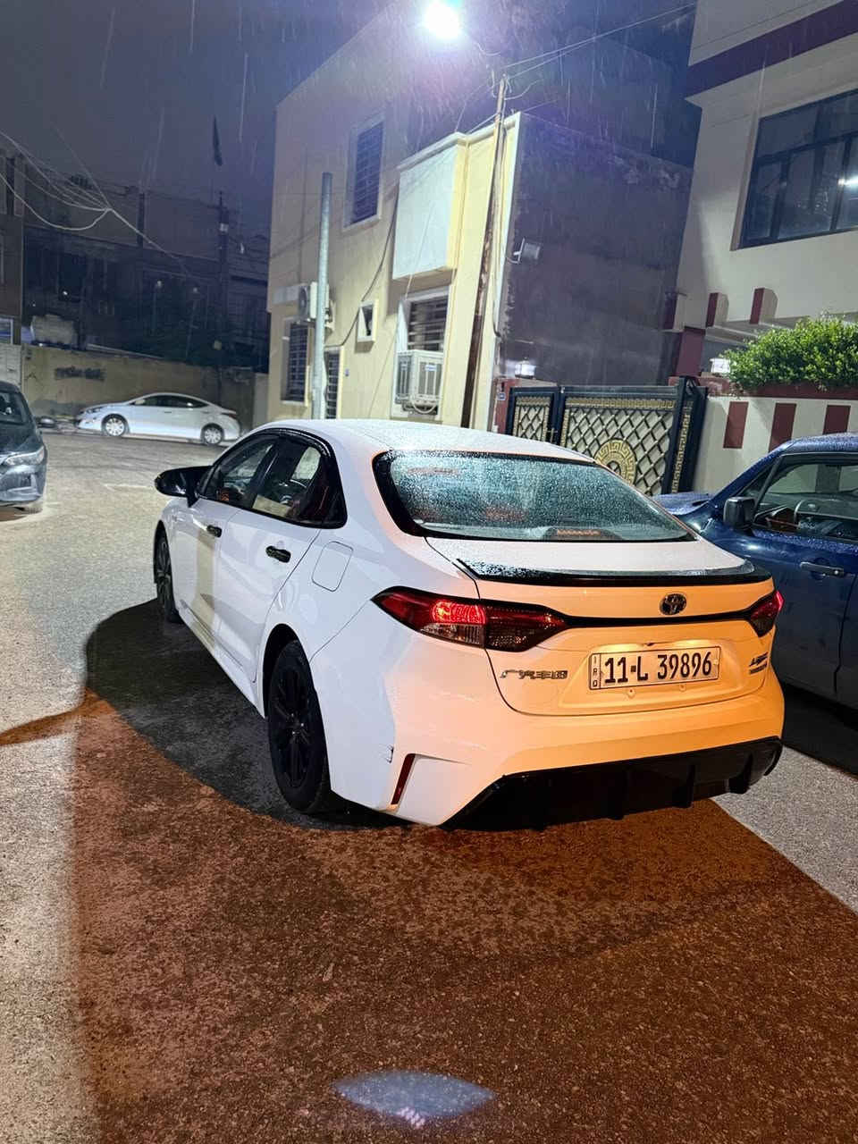 السلام عليكم كورلا وارد صيني شكل الامريكي هايبرد فول مواصفات داخل لونين احمر واسود ماشيه 85 الف كيلو بيها الجاملغ الامامي الايسر صبغ واصبعين بارد بالجاملغ الامامي الايمن السعر 137 وبيها مجال للاستفسار *********** عنوان حي تونس افاق عربيه
