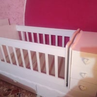 سرير حجم جبير • استعمال قليل • نجف حي لوفاء