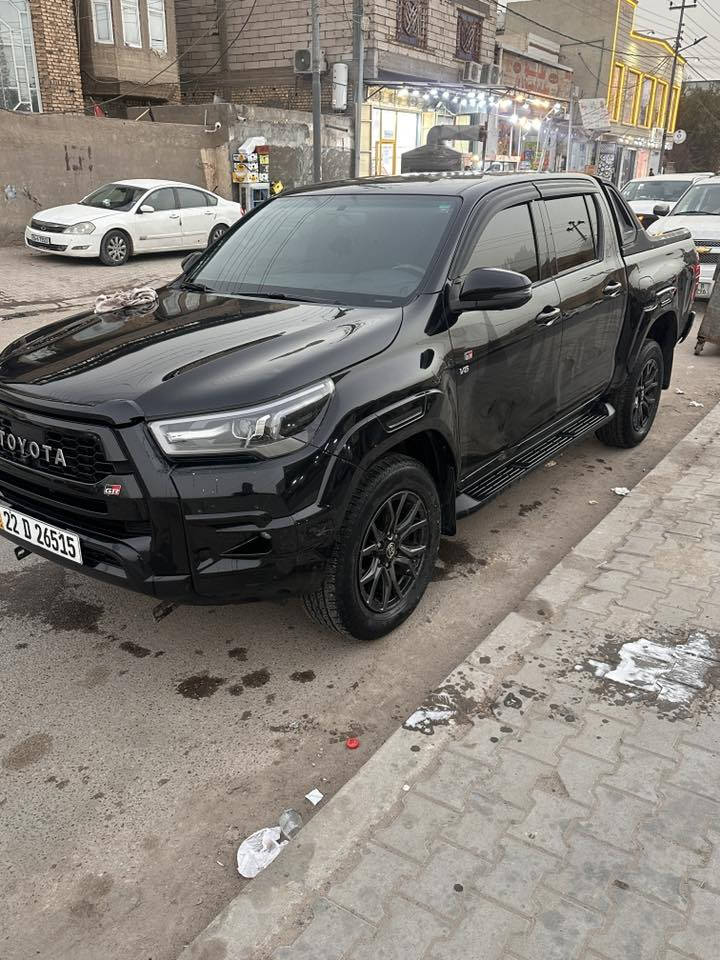 سلام عليكم هايلوكس جي ار رقم اربيل 
مكان بصره ***********
