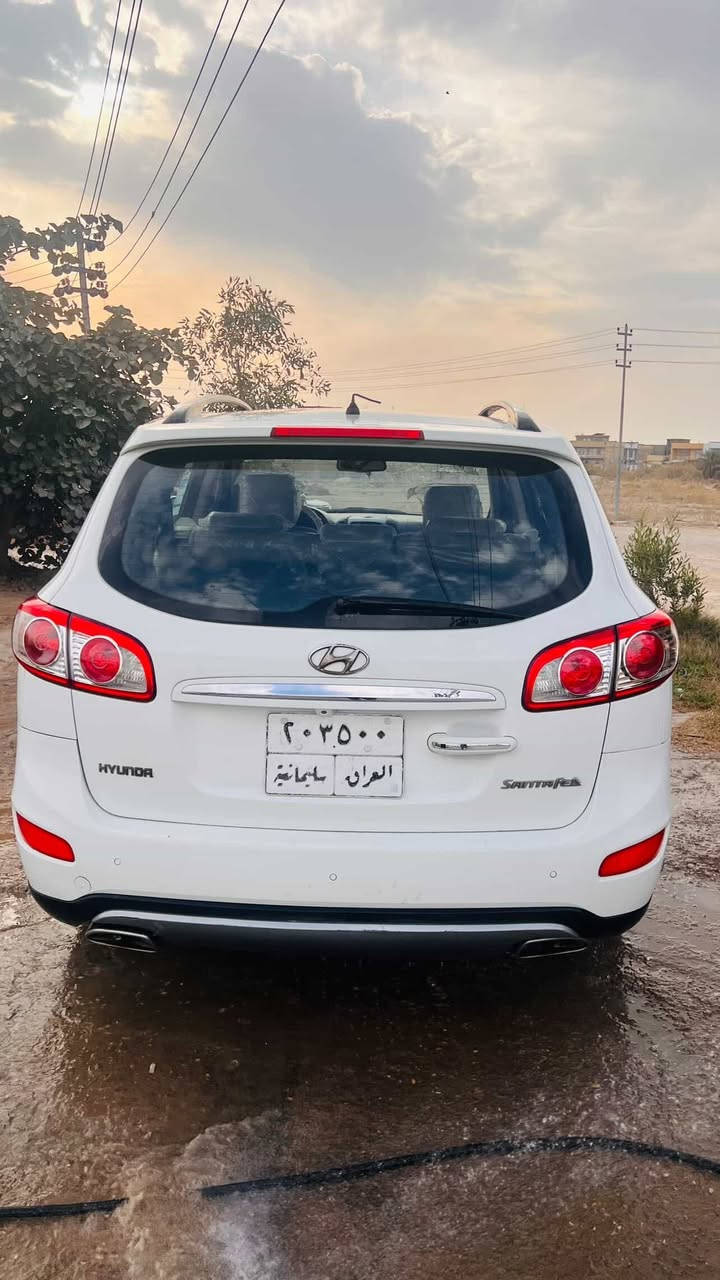 السلام عليكم
سنتافي  موديل 2012
مكفولة كفاله عامه  كير مكينة عدا البنيد مفتوح لان مبدلين مكينه
رقم سليمانيه بأسم كردي تريد تحويل تريد وكالة 
فول مواصفات 1/1 مكينه 4 سلندر 
كل نقص مابيها خير من الله 
السعر 135  وبيها مجال بسيط 
مكانها واسط العزيزية
***********
