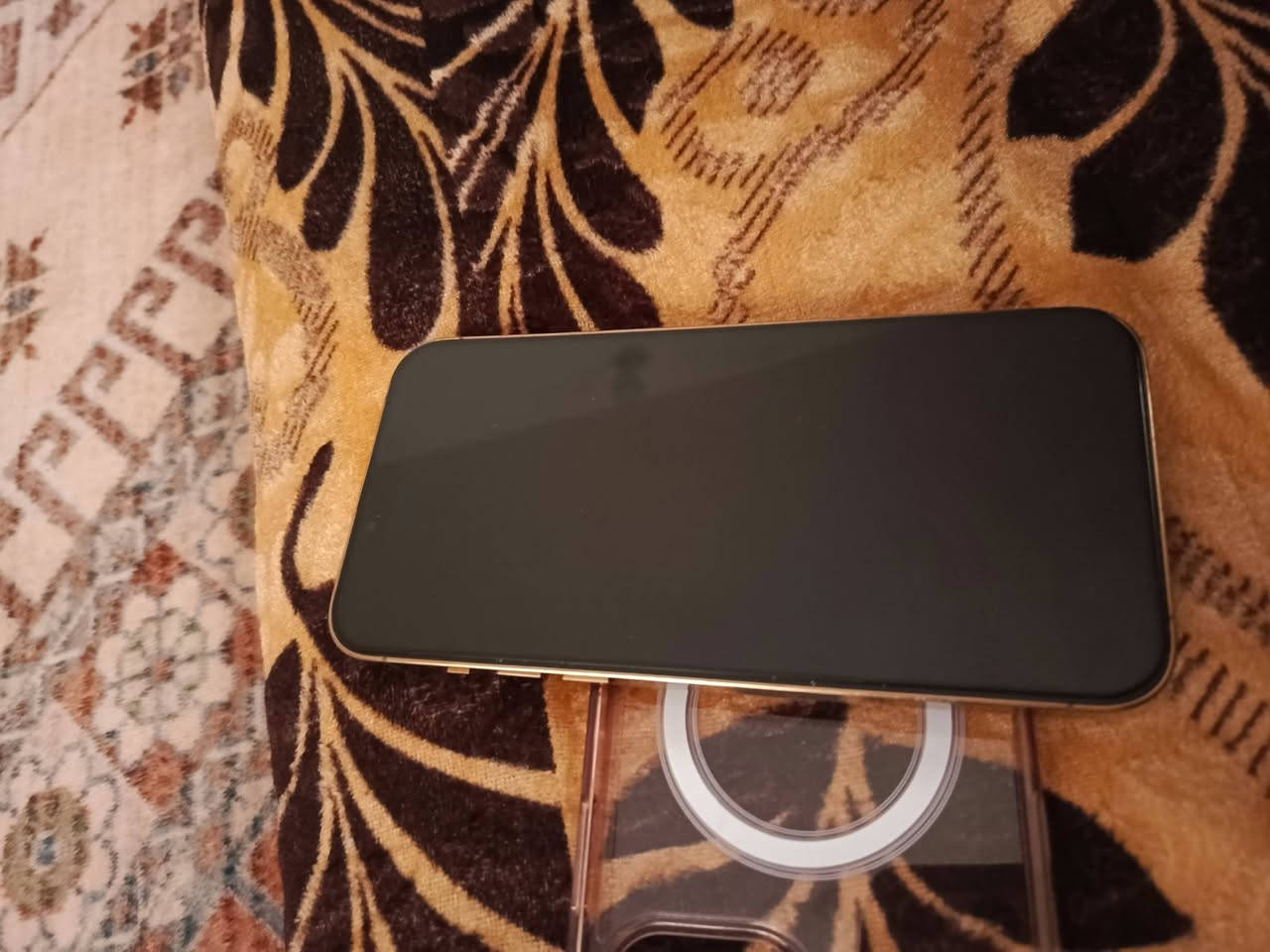 ايفون 13 برو ماكس
امريكي
لل بي ع
***********
المعلومات بظهر الجهاز
