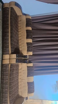 تخم للبيع 10 مقاعد السعر 150 للاستفسار على هذا الرقم 07726507187