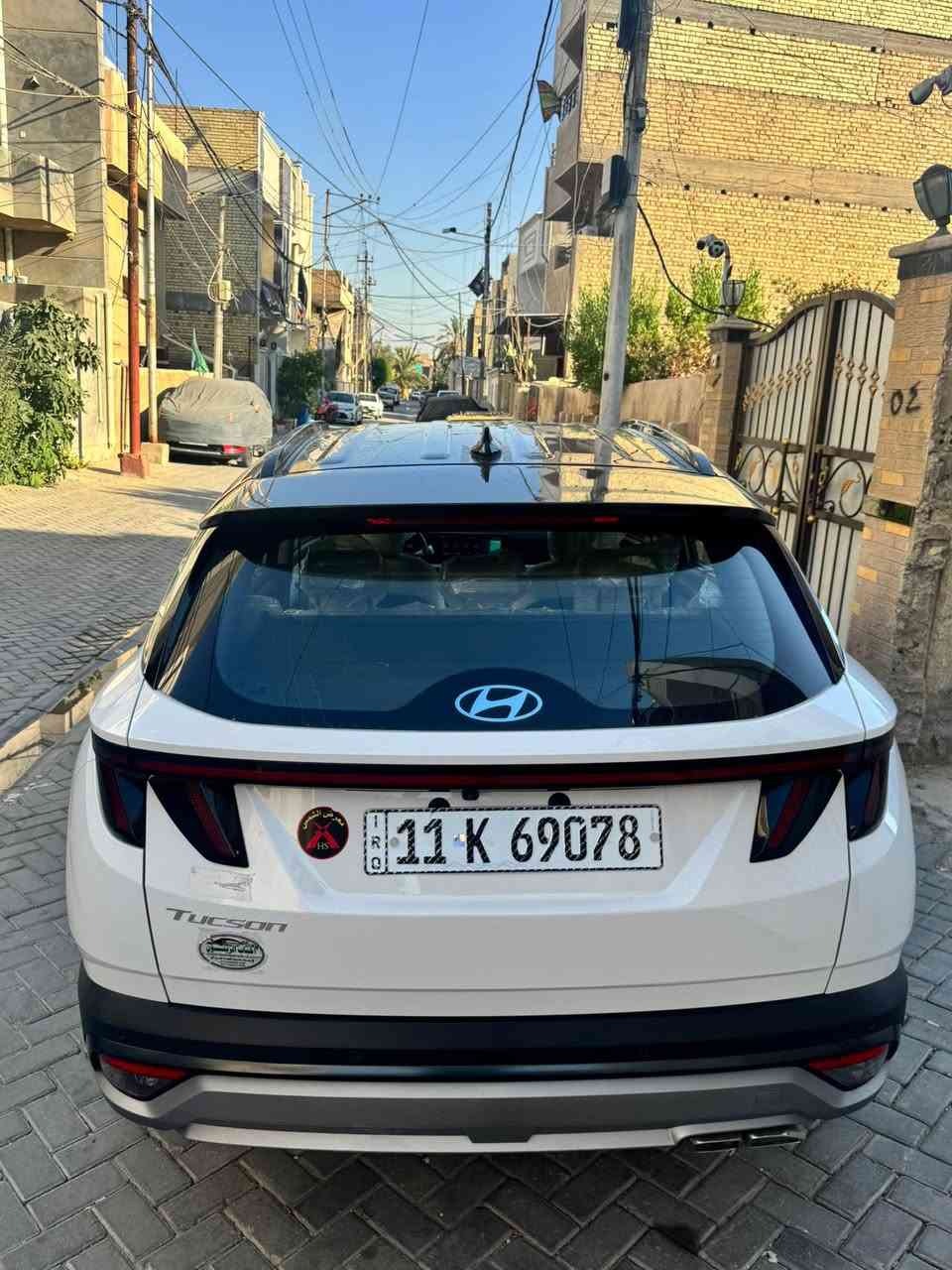 هونداي توسان خليجي ضمان الشركة
توكلر  : سقف أسود

كفاله عامه 

رقم بغداد بأسمي تحويل مباشر 

عداد المسافه : 30 الف km 

الموديل : 2025

حجم المحرك :  2000 دوش 

حساس امامي خلفي 

 بصمة تشغيل وابواب تشغيل عن بعد

جنطة كهرباء

تبريد قطعتين - مقاعد كهرباء اماميه 

مقاعد تبريد - مري شفط - اشاير مري 

مثبت سرعه - سايد بريك كهرباء 

شاحن وايرلس - لايت الامامي زينون + لد

بردات خلفيه - ويل كب حجم 19

شاشه ليزري متصله
 
ثلاجه بل جكمجه

كفاله عامه 
***********

السعر 219$ بيه مجال كلش بسيط حك جيتك
