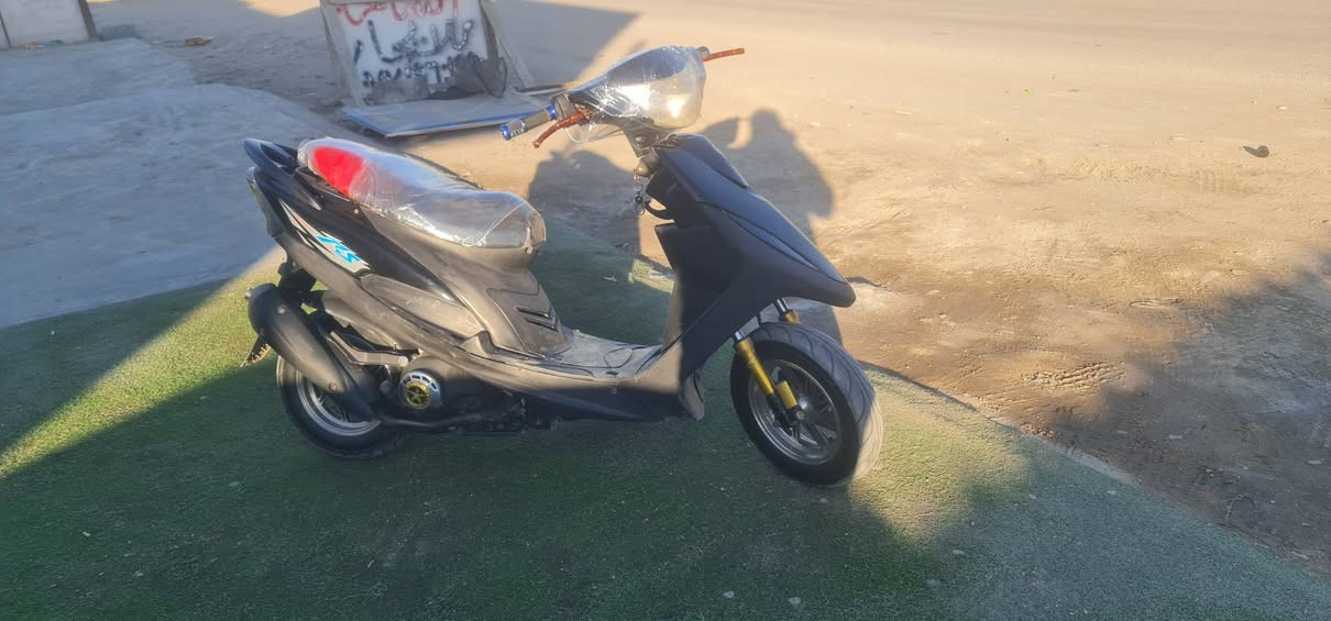 ماكس عدله للبيع دراجه تخبل ونصبتها ضيم مكينه بلاد بيها تزويد خارجي مثل ما موضح نقص باتري السعر 475 وبيها مجال قليل عنوان مقابيل حي الجامعة معارض السيارات 
***********
