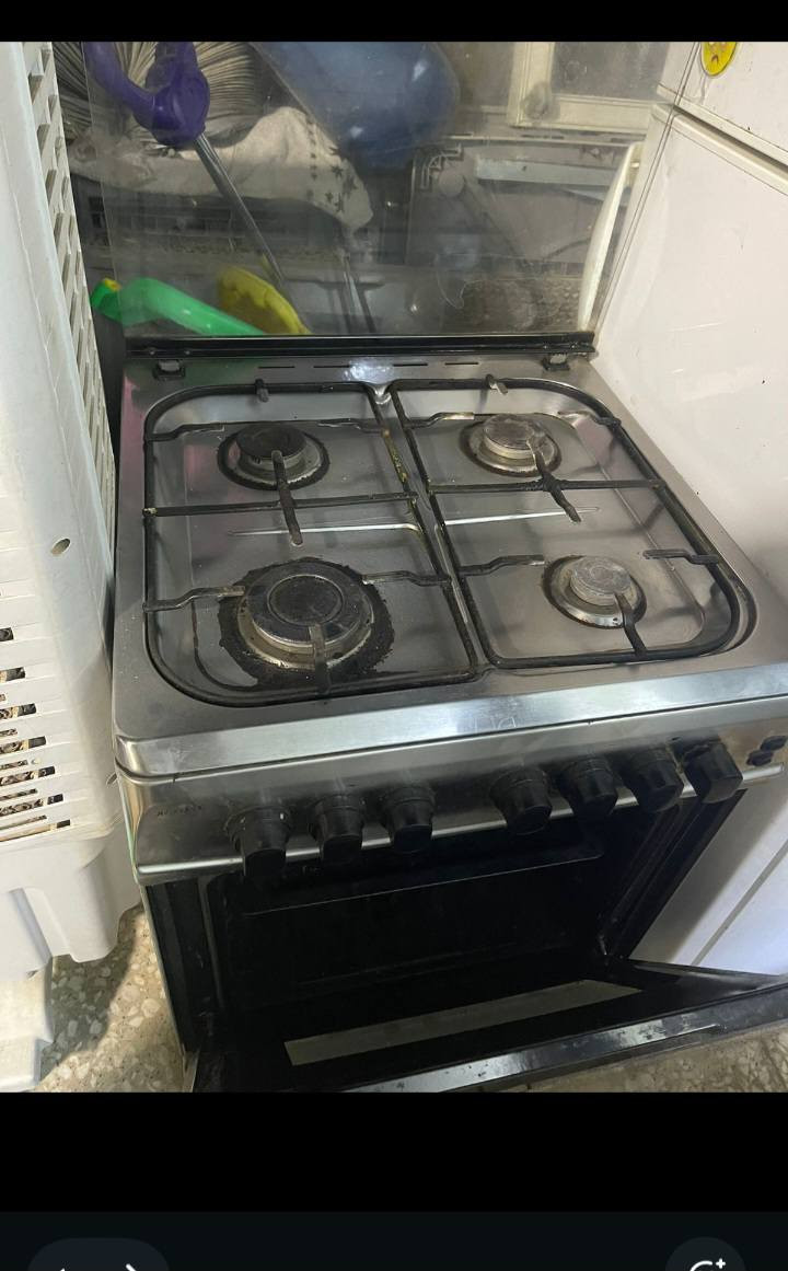 للبيع ثلاجه  سعرها 80 وطباخ سعره 80


**إذا كنت صاحب هذا الإعلان وتريد حذفه لأي سبب، رجاءا أرسل رسالة إلى الدعم الفني**