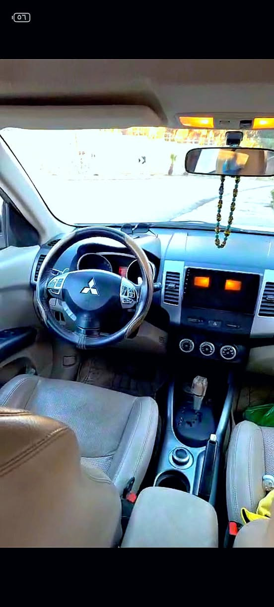 السلام عليكم شباب، مسبوشي اوتلندر خليجي ٢٠١٠ محرك ٤ سلندر ٢٤٠٠ رقم سليمانيه، فلول مواصفات فتحتة سقف بصمه دخول ذكي جلد جام اوتو فور ويل كلشي بيه شغال، السيارة جديده كلش، سونار موجود
والسعر ١١٢ وبيهه مجال

للاستفسار

***********

