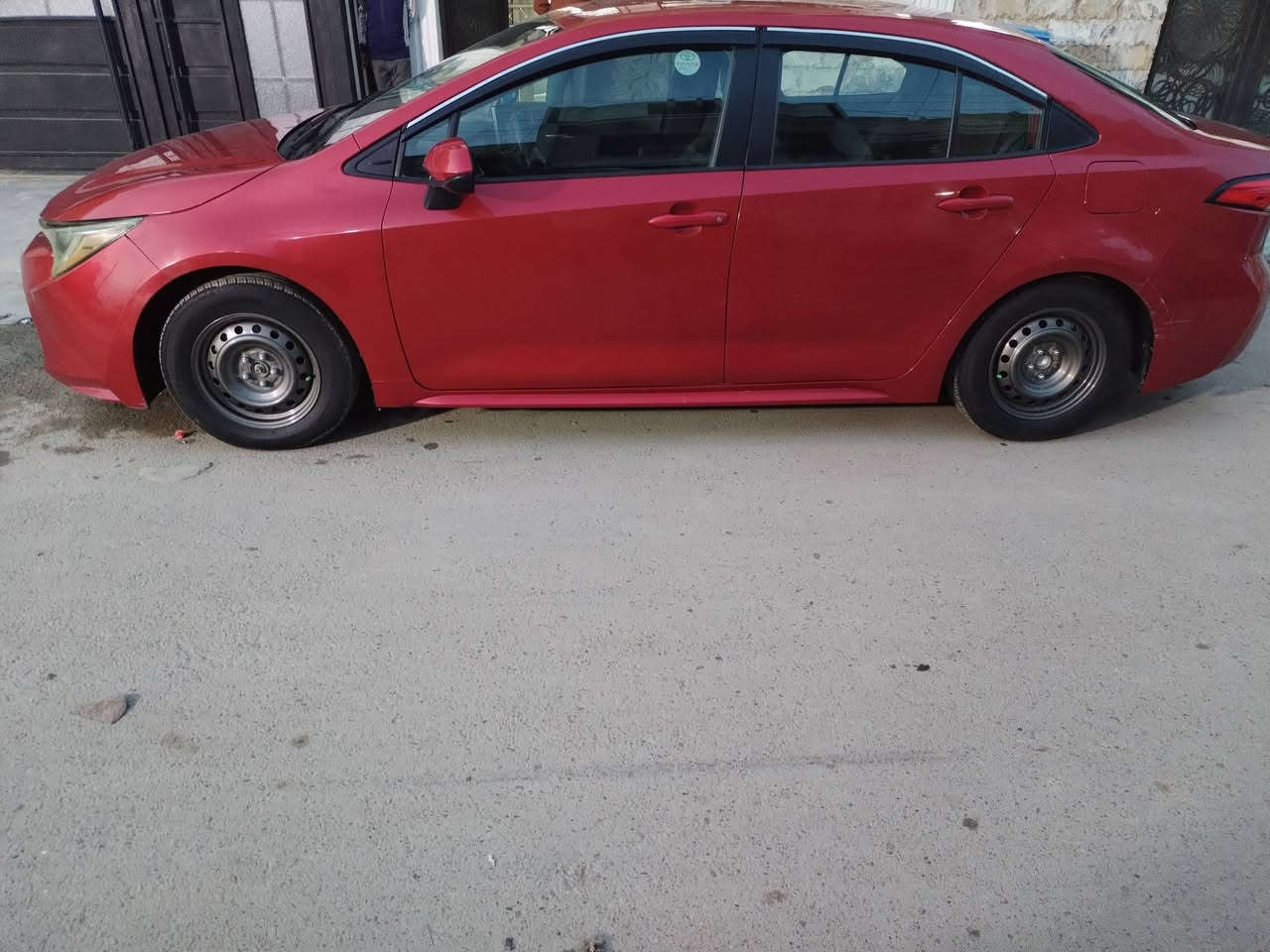 سلام عليكم
للبيع فقط
كورله 2020
حادثها صفحه سايق بدون تبديل بدون دواخل مكينه1800
تدفئه بالكشن رادار جانبي وأمامي ماشيه 85
سياره جاهزه من كل شي
مكان سياره الغزاليه
سعرها 129 وبيها مجال قليل ***********
