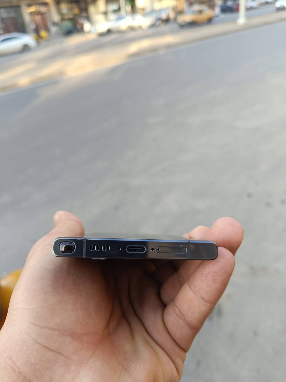 سلام عليكم s23Ultra ذاكره 512 شرق اوسط الجهاز نضيف كلش مكفول من كلشي فقط مبدل ضهر السعر 690 وبيه مجال بسيط عنوان بغداد الشعله 
***********
