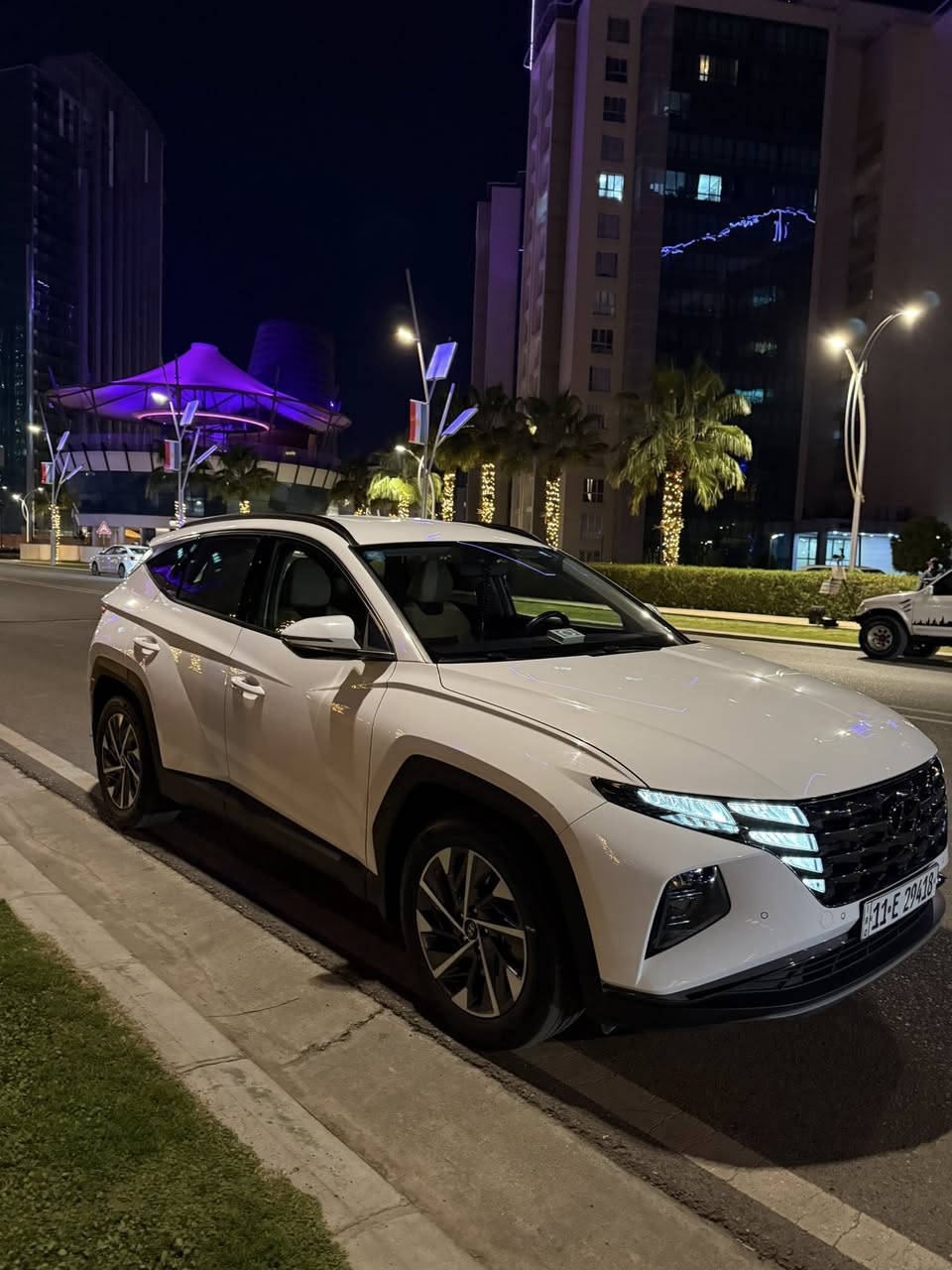 سلام عليكم
توسان 
خليجي
موديل 2024
رقم بغداد بأسمي
ماشيه 23 الف كيلو
كفاله عامه ما عدا بيها بارد شبرين اباب السايق
فول مواصفات
 من عدا البانورما
مواصفات
مكينه 2.0 دوش 
دشبول ايباد (دجيتال)
بصمه 
بصمه ابواب
تشغيل عن بعد
شاشه اصليه 
نضام اوتو هولد
اشاير ترحيب 
اشاير ب المري 
اريل نفكيتر
سبير منازل 
داخل ابيض 
مري كهرباء 
بردات خلفيه
هاند بريك بصمه
مقاعد كهرباء 2
 فول تحكم ستيرن 
تبريد قطعتين 
حساس امامي 
حساس خلفي 
كامره دواره 
شاحن موبايل 
وايرلس
بعد بيها  هواي  موصفات 
السعر 217 ورقه وبيها مجال للطيبين
مكاني بغداد الكرخ
***********
