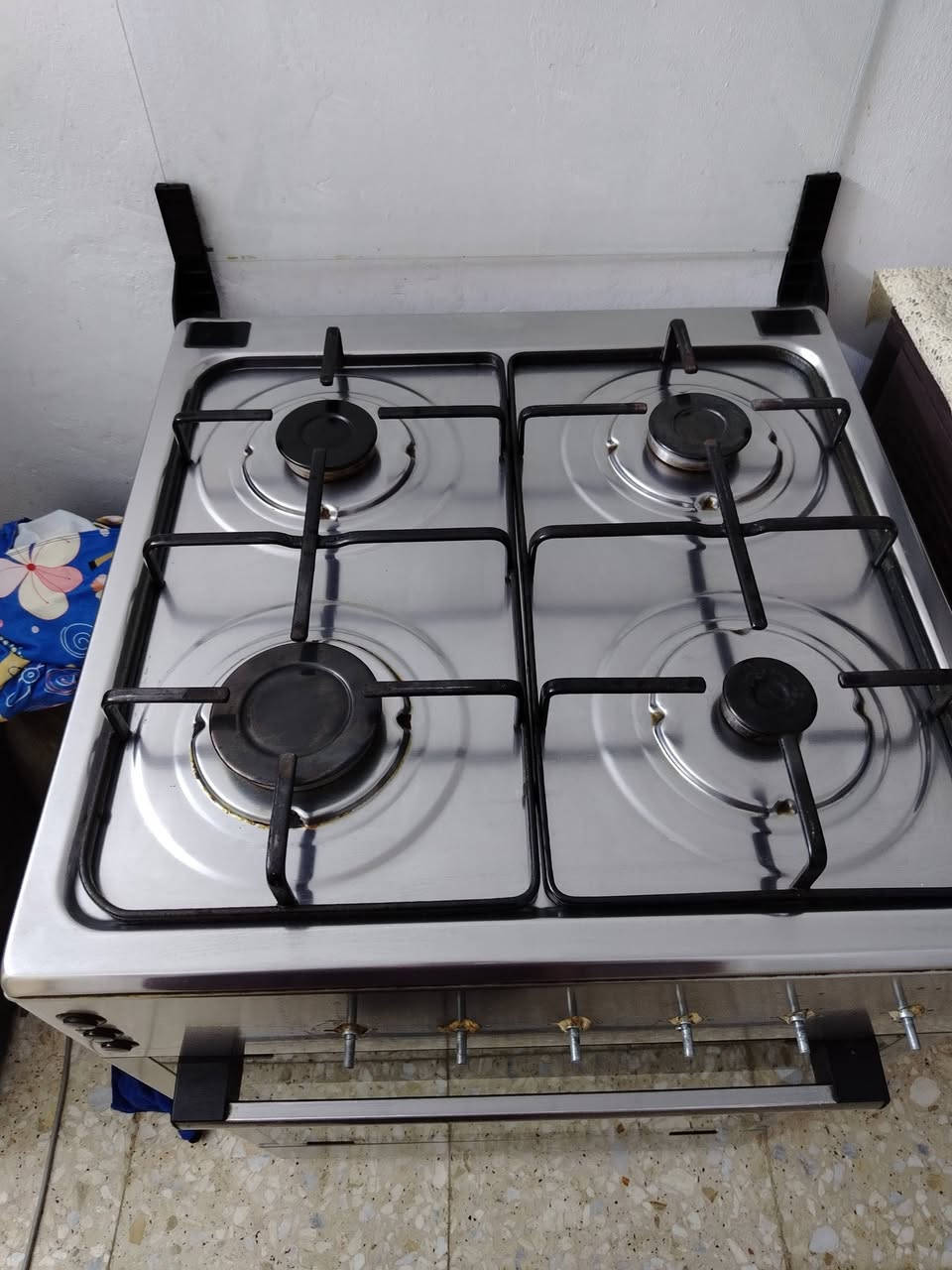 نظافته ٩٥ بل ١٠٠ سعره ١٢٠


**إذا كنت صاحب هذا الإعلان وتريد حذفه لأي سبب، رجاءا أرسل رسالة إلى الدعم الفني**