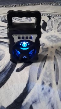 سبيكر بلوتوث • مستخدم قليل • صوت عالي