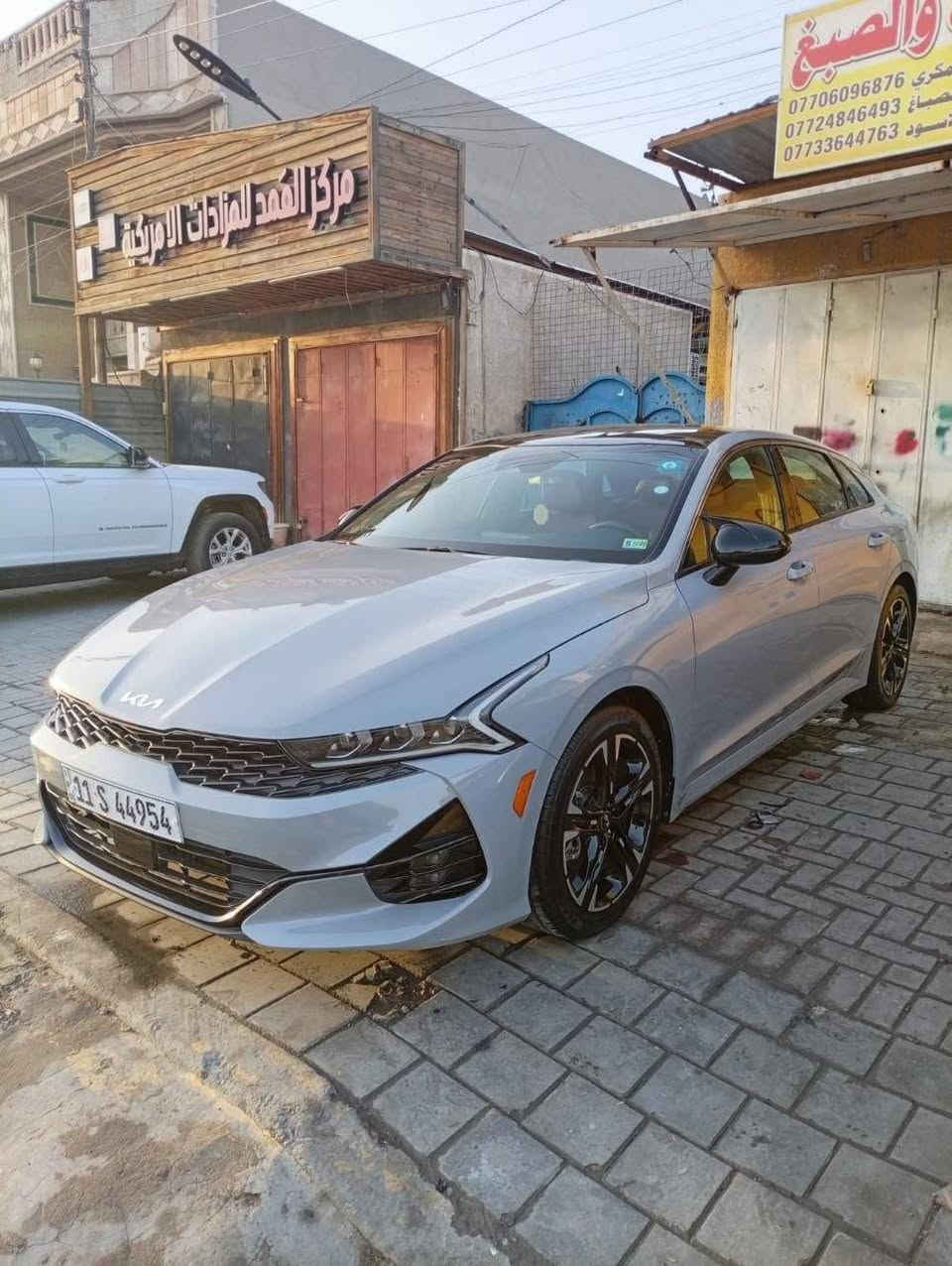 سلام عليكم (K5) موديل 23 وارد امريكي كامله سياره من كلشي داخل احمر فول موصفات سياره ما بيها نقص اي شي تايرات  تخم صدر امامي خلفي جديد تبريد سياره ما بيها نقص كلشي سعر 175 وبيها مجال  تحويل مباشر رقم تلفون *********** مكلف بل نشر
