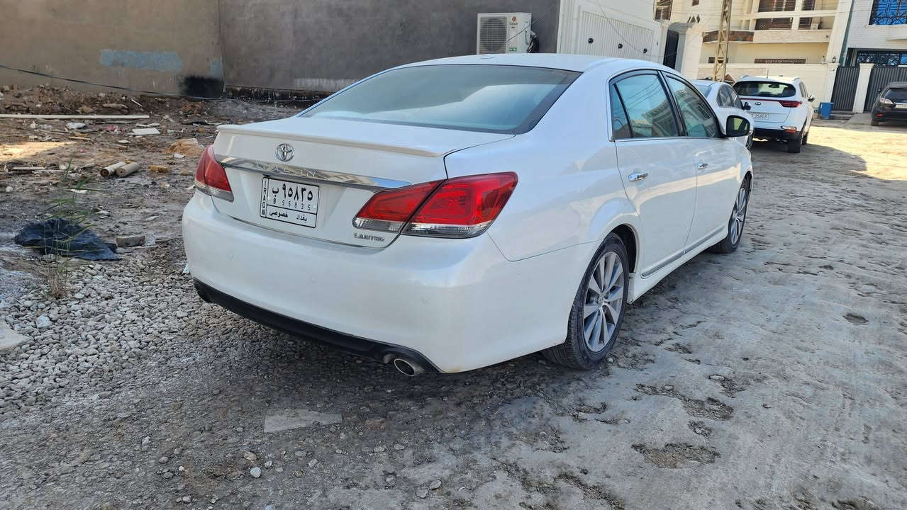 السلام عليكم للبيع افلون موديل ٢٠١١ خليجي لمتد جاهزة من كلشي رقم بغداد بأسمي تبديل قبغ جنطة نفس اللون بدون اي ضرر وبيهة مكانين بارد  السعر ١٧٨وبيهة مجال بسيط     ***********
