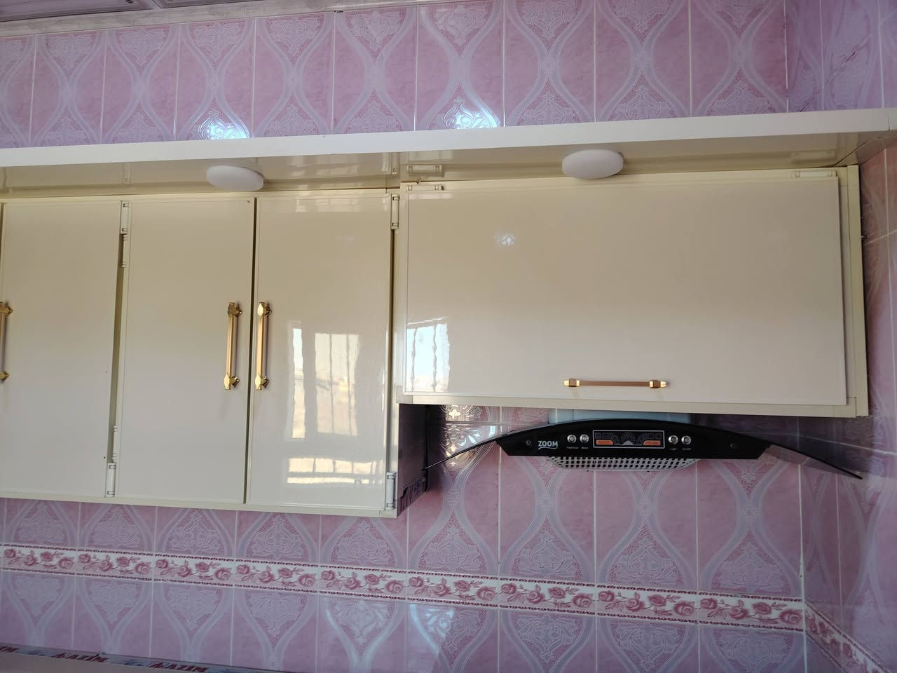 للألمنيوم
نجمع لك الفخامة، المتانة، والأمان في مكان واحد! 🛠️✨
​نصمم وننفذ بأعلى جودة: كاونتر الاستاذ ( ابو كفاح الشركاط.. السكنيه

​🍽️ مطابخ عصرية.
​🪜 محجرات ألمنيوم.
​💎 زجاج حراري ضد الكسر.
​✅ دقة بالتنفيذ | التزام بالمواعيد | خامات أصلية
​📞 للحجز والاستفسار: ***********
