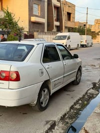 للبيع Chery cowin  السياره محورا كير ومحرك يارس والتبريد والتدفئه والك...