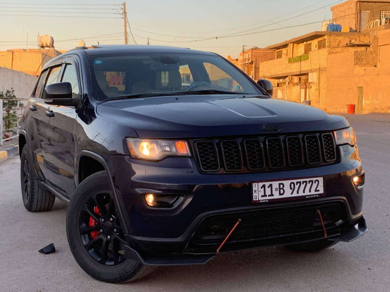 السلام عليكم بيع او مراوس
جيب كراند شيروكي اوفر لاند فول مواصفات لمتدد 
6 سلندر 3600 مكينه وكير جدد حداديتهه جديده 
السياره داخله كلين وهنا بل عراق صاير بيهه حادث الجاملغ الخلفي جهت الصدر وبيهه صبغ مكانات اني ابيع حزام من المخاجل فول مواصفات لمتدد بنوراما ستيرن كهرباء تحكم ستيرن جهتين مري كهرباء كشنات جلد وتتفئه وتبريد بل كشنات شاشه قلاب اصليه كامره خلفيه اصليه حساسات امامي وخلفي اشاير بل مري ويل 18 رقم بغداد الدولي سنويه لل28 شرط التحويل السياره جاهزه بدون نقص/ عنوان السياره بغداد قرب حي اور 
السعر خاص او واتساب 
الاستفسار ***********سجاد
