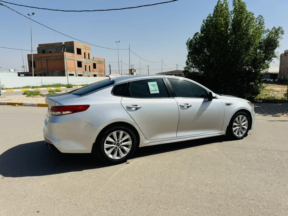 كيا اوبتما ٢٠١٦
السلام عليكم 
كيا اوبتما ٢٠١٦
رقم بغداد تحويل مباشر 
سياره فول عدا الفتحه مواصفات EX
بصمه 
داخل جلد 
كشنات تحكم كهرباء وتدفئة 
مري شفط اشاير مري 
بقيه مواصفات معروفه 
سياره بامريكا بيه جاملغ خلفي جه سايق صبغ
وباب الصدر الأيمن كلير 
بالعراق صار بيه قطعتين جاملغ وبنيد 
أبيع اربع قطع سونار مرفق بالصور 
محرك ٢٤٠٠ مفتوح معلى كازكيت 

سعرها 114$ بيه مجال 
بيع او مراوس حسب القناعه

***********

