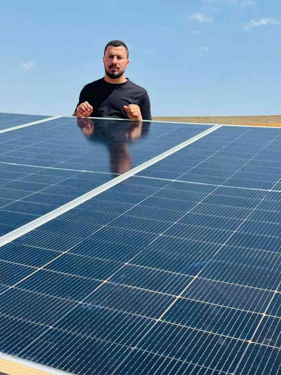 🔋
بفضل الله تم إنجاز وتنصيب منظومة طاقة شمسية متكاملة صُممت لتوفير طاقة مستقرة وتقليل الاعتماد على الشبكة الكهربائية والمولدات، بمواصفات متميزة

✅ ألواح شمسية عالية الكفاءة بقدرة 630 واط للوح الواحد لتحقيق أفضل إنتاج للطاقة.
🔋 انفرتر Felicity Solar

متوفر الآن بقدرات:
4kW | 6kW | 8kW | 12kW

✅ ضمان سنتين

🔋بطارية felicity solar ليثيوم 

✅ضمان خمس سنوات 

✅ كفاءة عالية وأداء مستقر
للاستفسار 

***********
