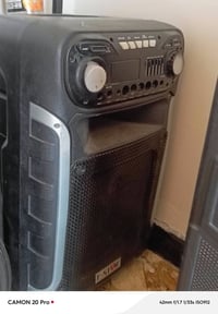 سماعات للبيع العدد 3 نضيفات وشغالات 07757525057