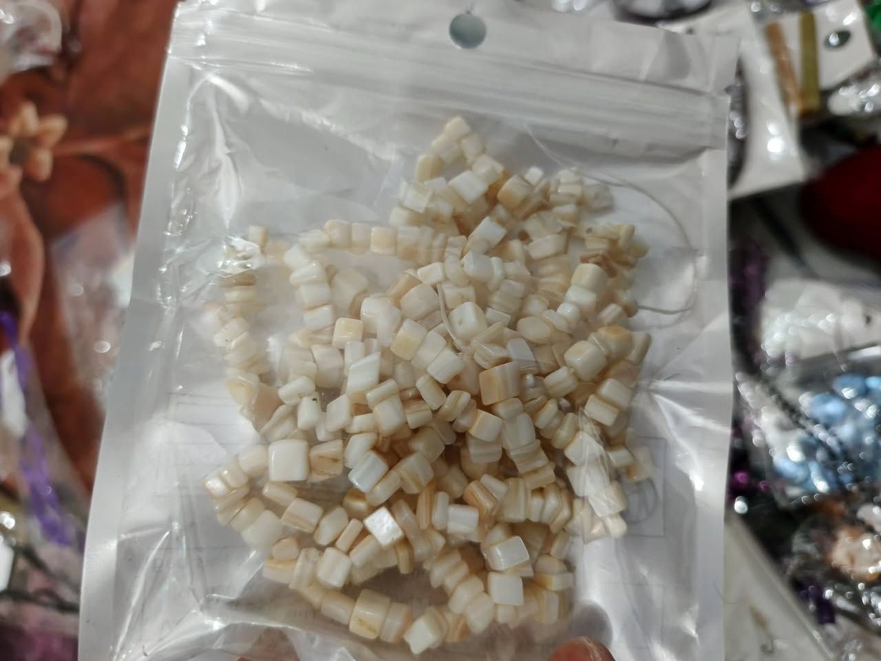 شلعه اكسسوارت 
٢٥الف وتوصيل مجاني ٨٠قطعه


**إذا كنت صاحب هذا الإعلان وتريد حذفه لأي سبب، رجاءا أرسل رسالة إلى الدعم الفني**