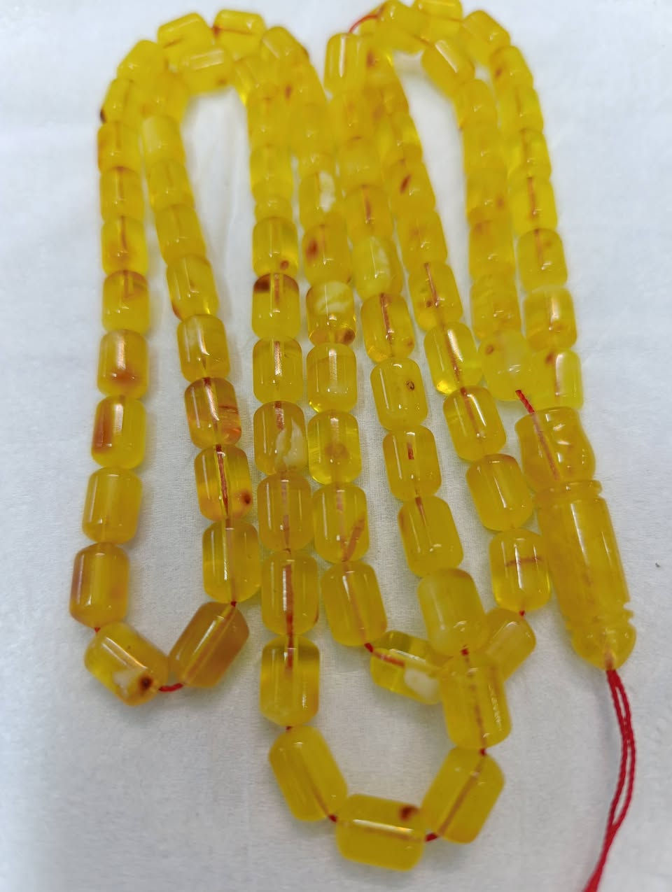 كهرب كلنكرادي جميلة شاهد استندر نمش بسيط كلش وزن 33 غرام سعر الغرام 3500 الف عراقي يوجد توصيل *********** خالد ابو علي الساعدي
