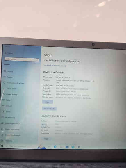 لابتوب طلعلي بالامزون جيل حديث سوبر سلم🔥 💯
ماعرف سعرها قيموها وبالعافية عليكم 
توصيل جميع المحافظات متوفر 
وياه كارتونه وسماعات كيمنك ولاسق كيبورد 
*********** واتساب✅
