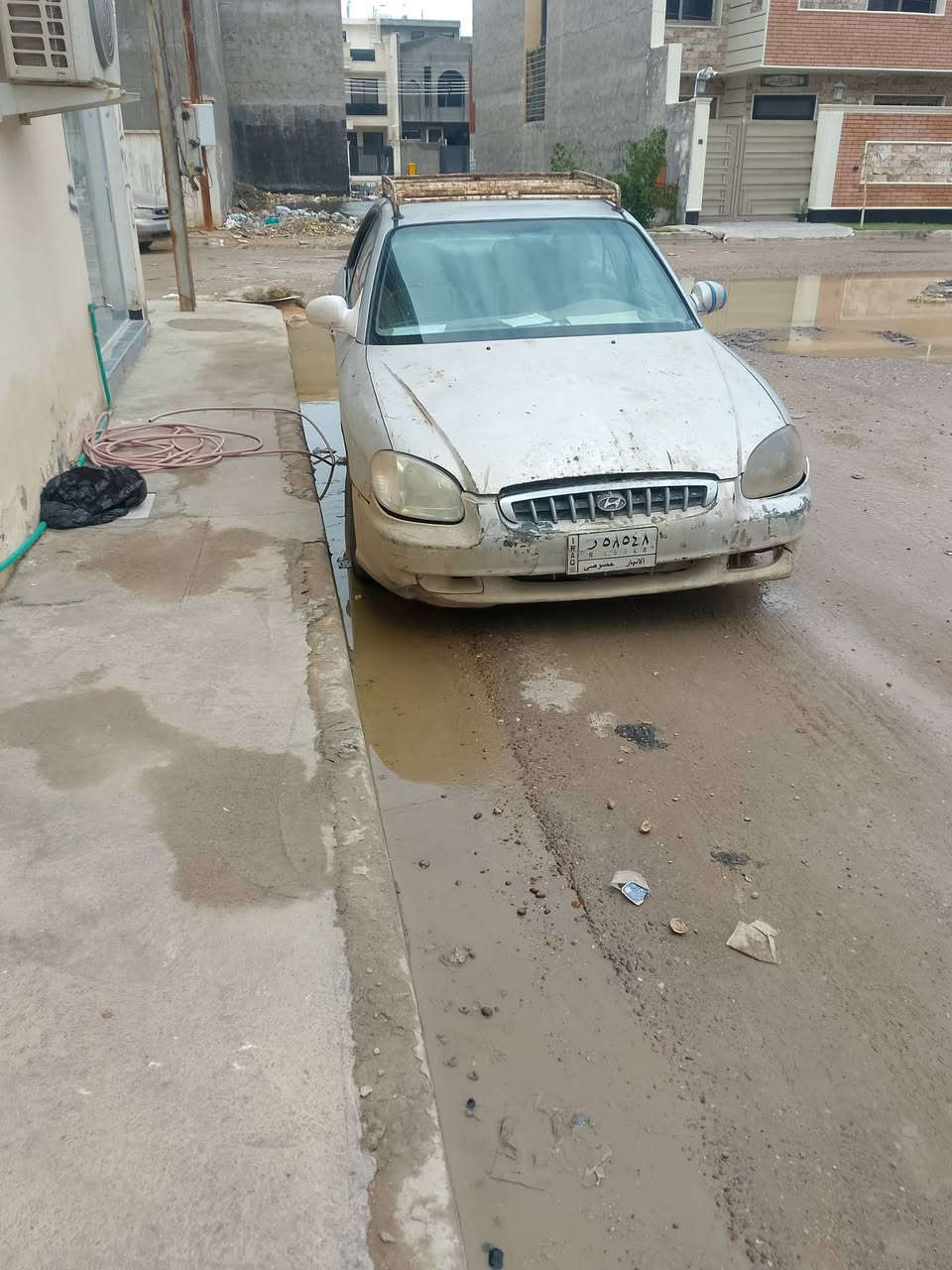 سوناتا 2001السعر 25ورقه بغداد الدورة ***********
