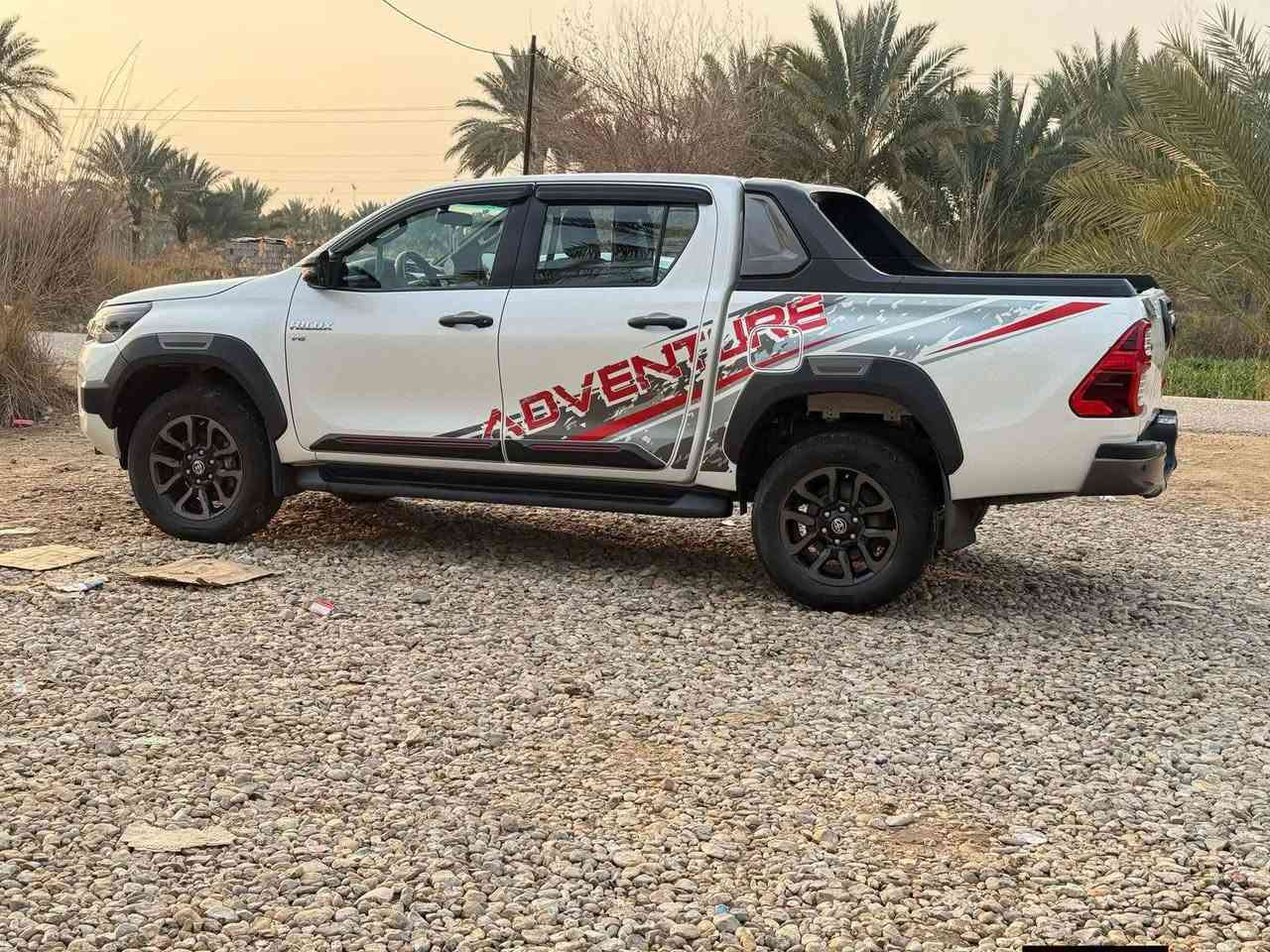 للبيع فقط تيوتا هايلوكي ادفنجر موديل 2022 فول مواصفات تحويل او وكالة 
ماشي 170 ألف كيلو 
السعر المطلوب 36,000 وبيه مجال 
للتواصل/ ***********
