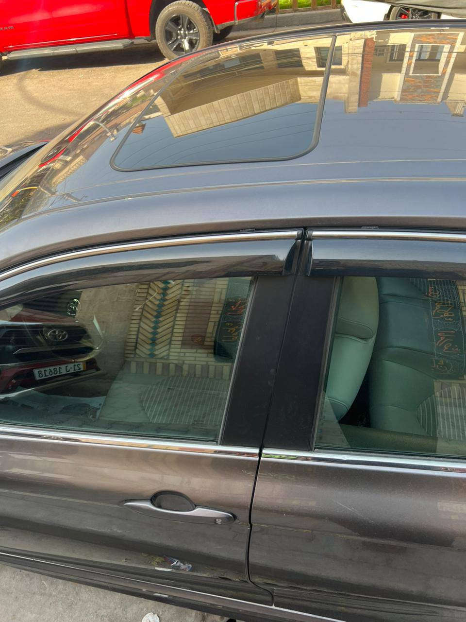 السلام عليكم كامري هايبرد ماشيه50 جاملغ وبند حادثهه بغداد باسمي السعر 195$صور الحادث بل منشور بغداد قرب الجزيره السياحيه هاتف ***********
