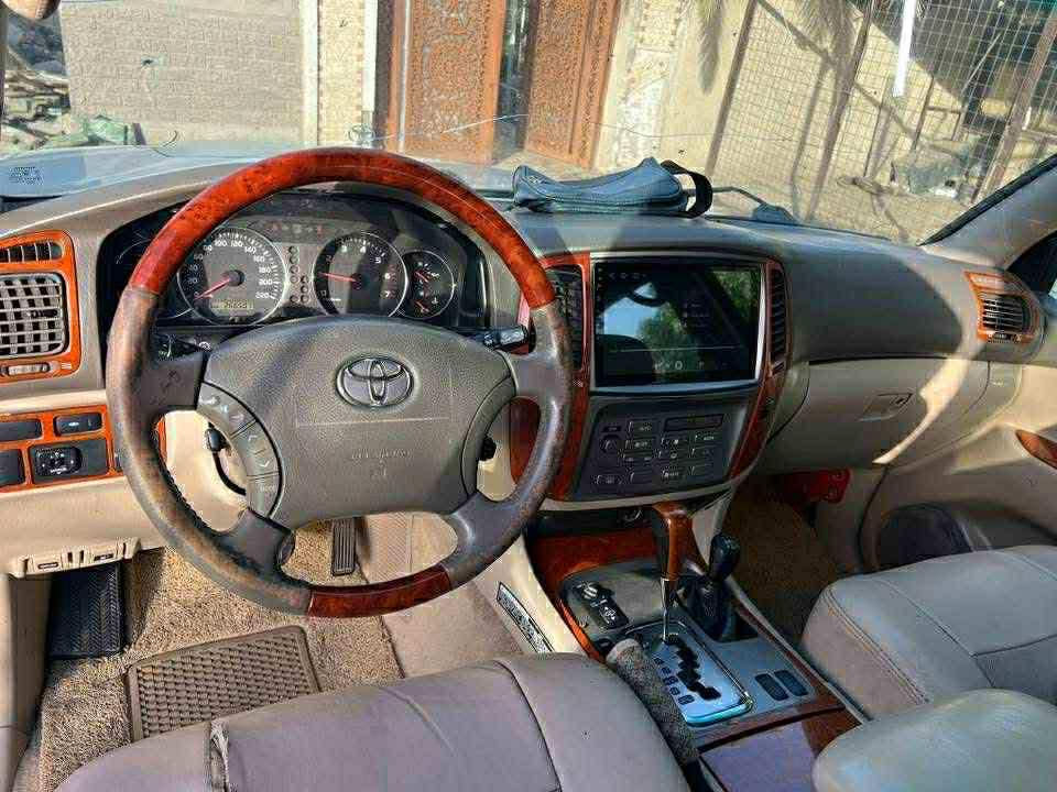 VXR قطرية نادرة
لون صدفي موديل ٢٠٠٧ محرك ٨سلندر بيها مكانات صبغ فول مواصفات لكزز حساسات امامي خلفي كشنات جلد منظومة مضخم صوت و شاشة دبل تانكي دبل سببر  دي في  دي بالقمارة بلادي ثلاجة رقم اربيل بأسمي مكاني(((( السليمانية)))))
 السعر ١٣٧
بيع بلا مراوس
***********
