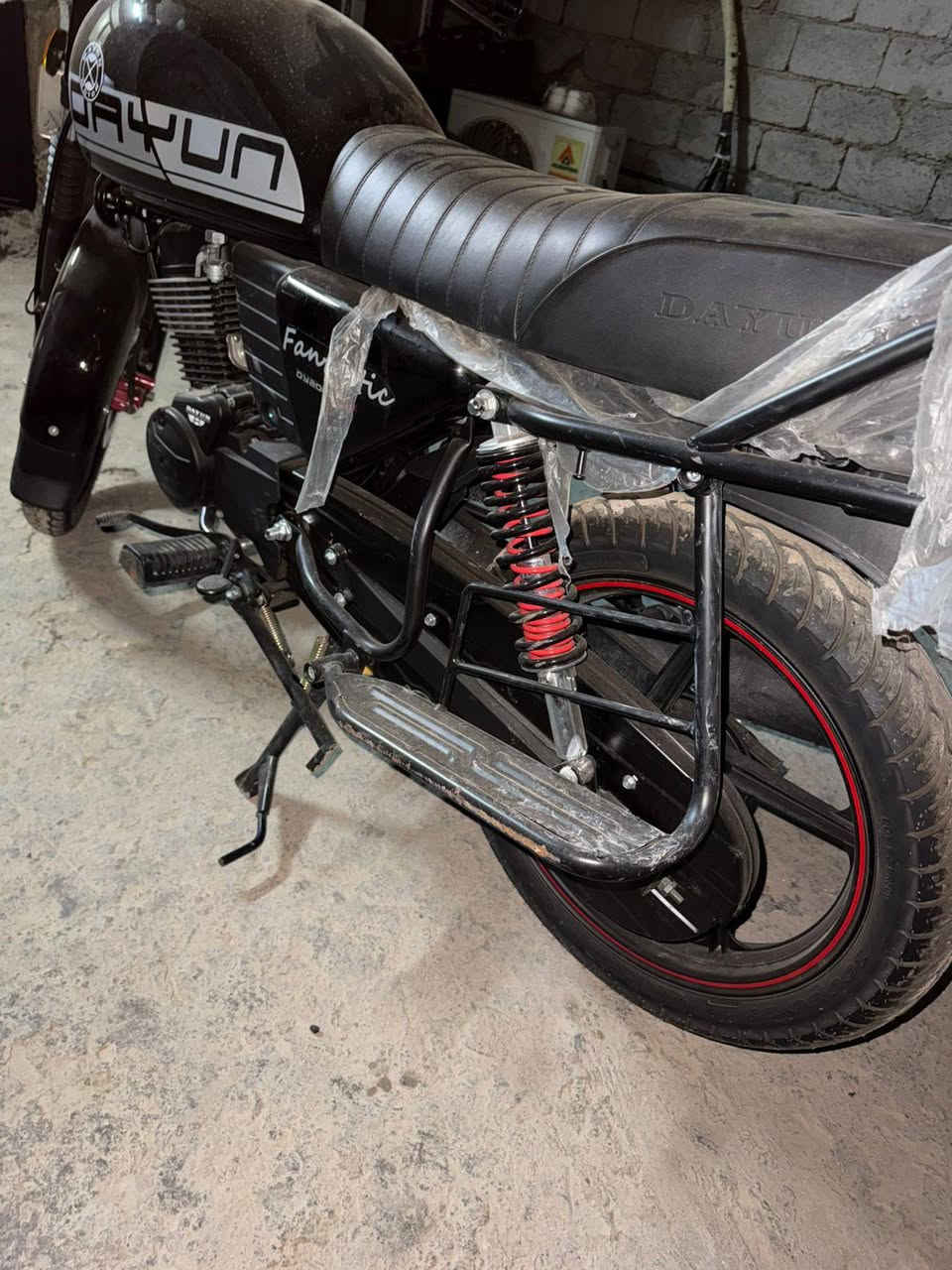 سلام عليكم دراجه دايوان موديل 25 ماشيه 1000 بس مرقم سليمانيه نضافه 100/100 بغداد حي جهاد ***********
وتساب او خط متواجد
سعر 2500
