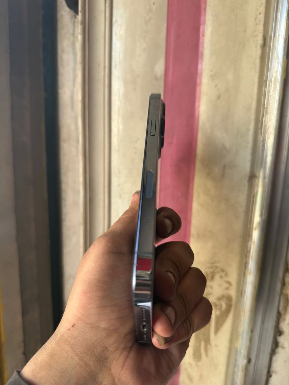 سلام عليكم ايفون 13 برو ماكس مراوس بايفون فقط 

جهاز شغال مابي اي نقص لون بحري مميز نضيف 
ستفسار خاص او *********** بي واتساب
