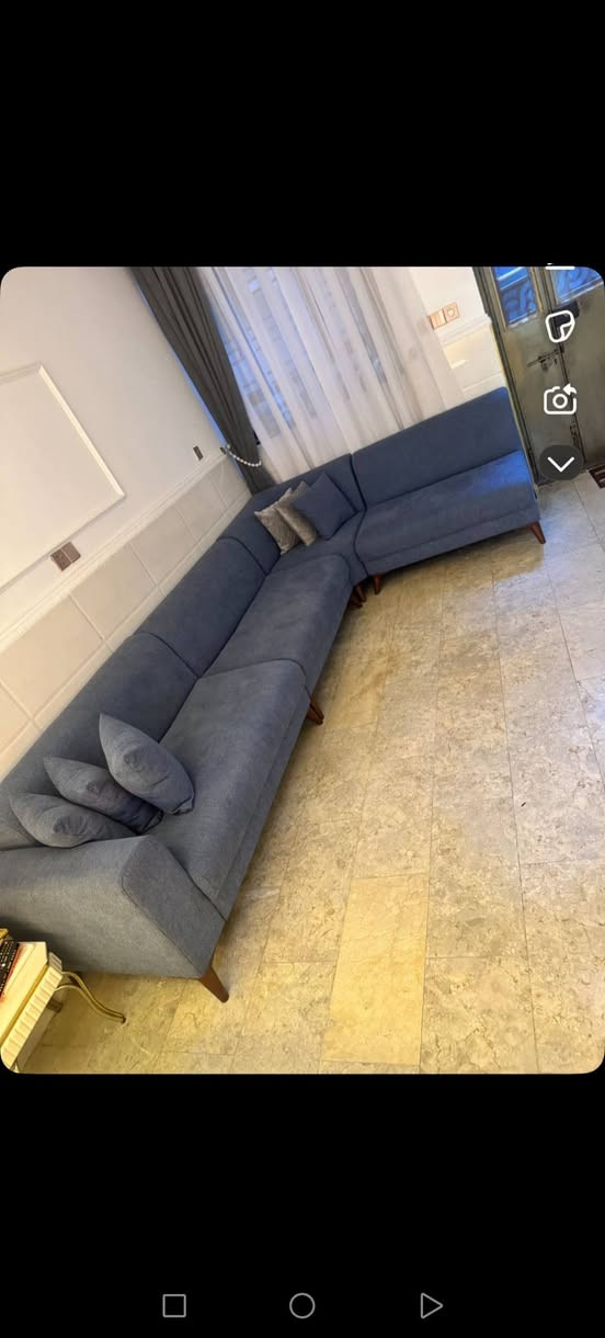 ديوان جديد للبيع السعر 450 الف بغداد شارع المغرب ***********
