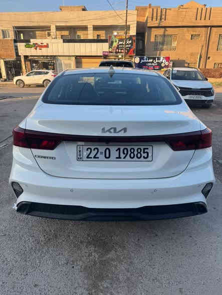 كيا سيراتو 2023 مكينه 2000  رقم اربيل باسم شركه تحويل وكالة مجاني 
السياره مكفوله كفالة عامة من الصبغ والبارد والتبديل

ماشيه 27 الف كيلو ضمان شركه نيم

فتحه 
تبريد قطعتين 
لد امامي 
مري شفط 
شاشه كار بلي اصليه واريل نفكيشن
حساسات خلفية
مود درايف
تخم تاير سيرفس كامل بشركة

على ايدنه من زيرو  سياره كلش جديده ومال جناي 

السعر 183 ورقه 

مكانها بغداد حي الجهاد 

0772 334 6807
