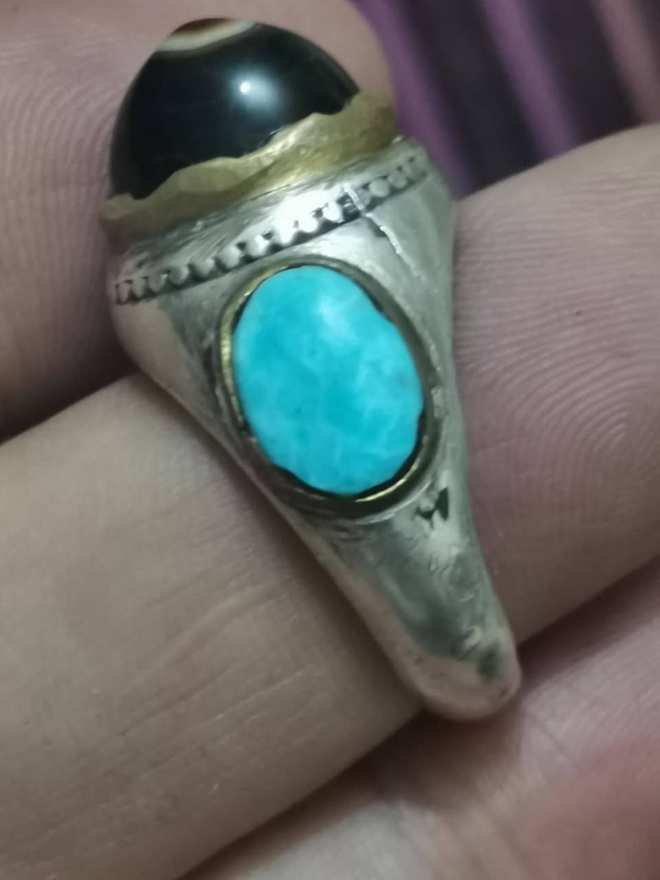 سلام عليكم محبس سليماني قديم صياقة قديمة مراوس محبس ياقوت أو بيع سعر 35 عنوان بصرة


**إذا كنت صاحب هذا الإعلان وتريد حذفه لأي سبب، رجاءا أرسل رسالة إلى الدعم الفني**