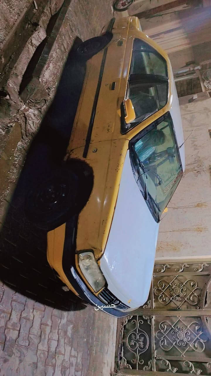 سلام عليكم سياره بيجو 405  مديل 2010 مكفوله من حادث المعجون فقط الهلال معمر شرط تحويل رقم الماني  مكينه كير شرط مكان سياره السماوه الستفسار عله رقم *********** ترهم مراوس
