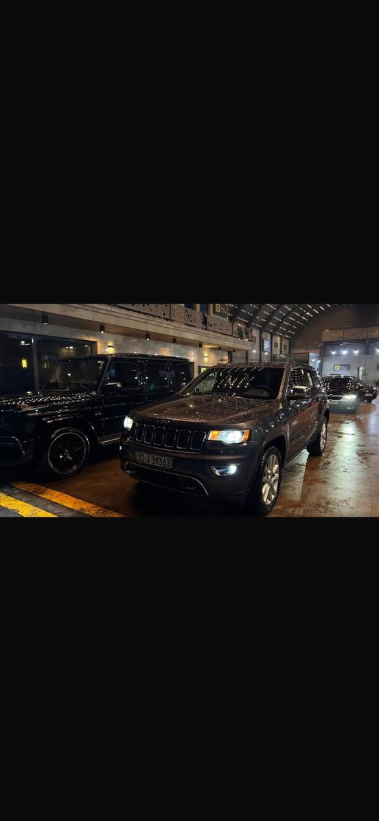 جيب 2017

رقم سليمانيه بأسمي الجديد

ماشيه 127 ميل

المواصفات

نضام إطفاء وتشغيل ذاتي عند الوقوف

حجم المحرك 6 سلندر 3600

فتحه سقف

تشغيل عن بعد

شفتات ستيرن

صندوق كهرباء

حساسات خليفه 

كشنات جلد 

تدفئة الكشنات الخلفي 

3 وضعيات جلوس خزن ميموري 

تدفئة الكشنات الامامية 

اشاير بالمري 

اللايت عدسة 

كشافات زنون 

لايت العالي كلش قوي 

كير ومحرك كفاله 

حادث موضح بصوره بارد جاملغ خلفي وباب فقط 

بدون قطرة صبغ السياره 

ايرباكات كله سليمة 

تخم تاير جديد 

السعر 210وبي مجال قليل 

غير متواجد بلفيس 
مكان السياره كربلاء 
***********
