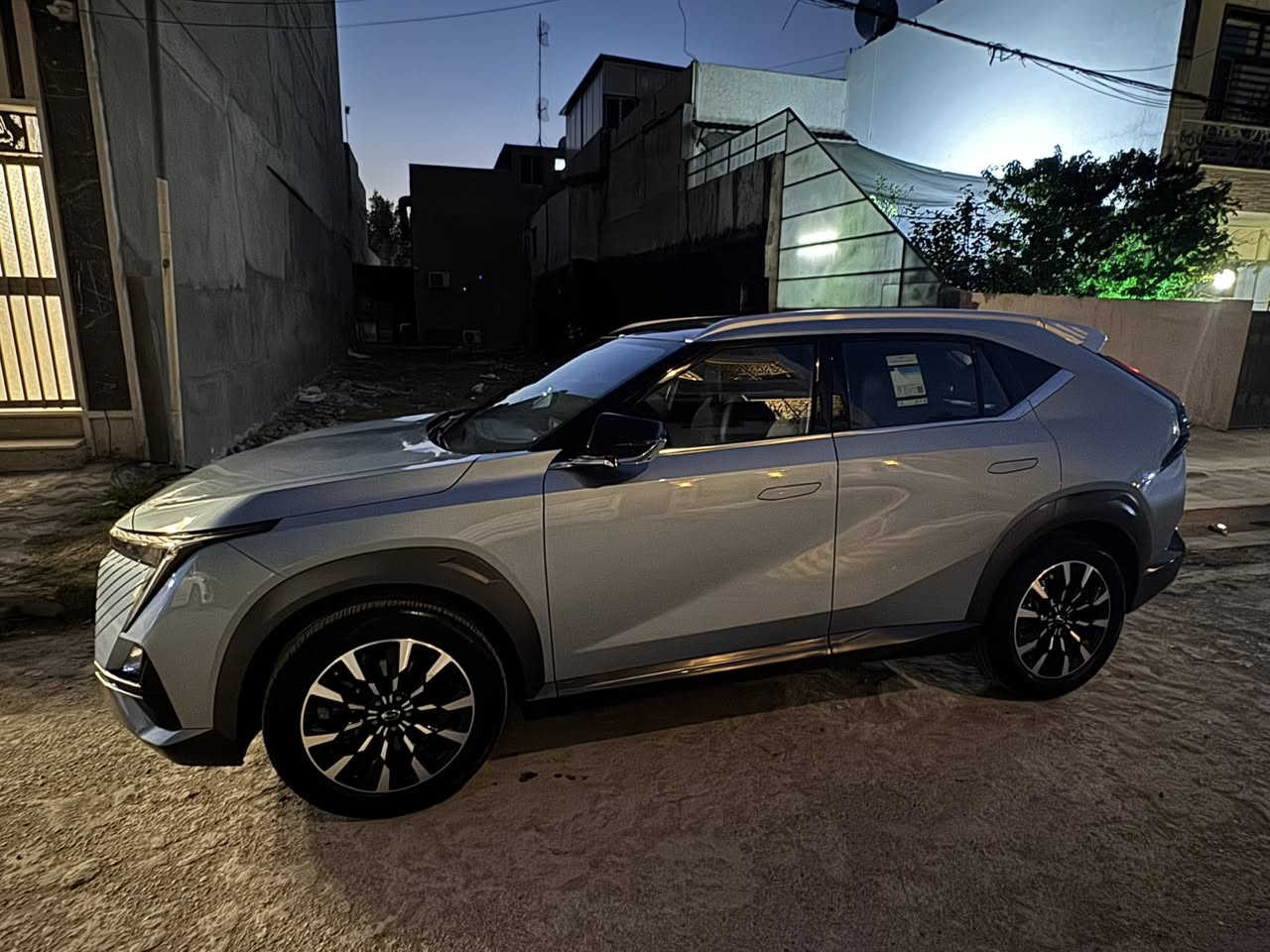 السلام عليكم GAC امكو للبيع موديل 2024 لون اخضر غير محدد فول فول  مواصفات محرك 2000 تيربو  مكفولة كفالة عامة ماشيه 30 الف رقم بغداد تحويل ثاني يوم السعر 188 ورقة للعلم الزيرو مالتها بالشركة 36 مليون ونص مكاني بغداد شارع فلسطين *********** للعلم ضمان 10 سنوات
