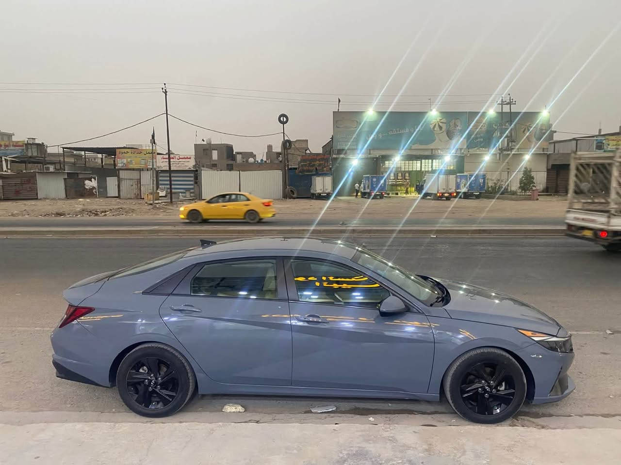 الانترة مديل 2021 مراوس بجارجر لو جالنجر
سيارة حدثها راجع بارد بيها طخة بلباب 
ماشية 64 ميل 
بصمة تشغيل عن بعد 
كلشي بيها شغال 
جديدة السيارة 
السعر 155

***********
