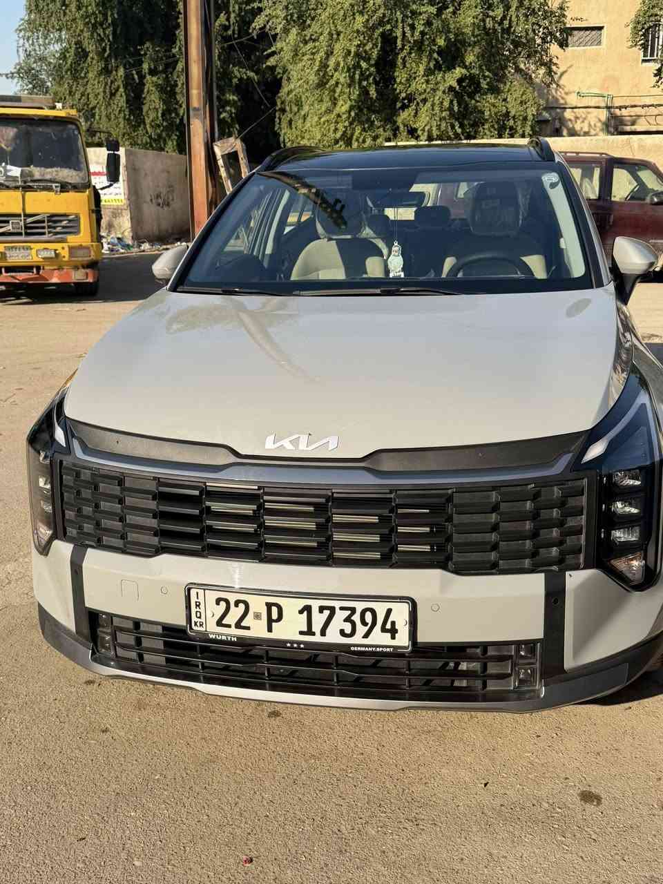 السلام عليكم من رخصه الادمن 
كيا سبورتج موديل 2026 خليجية ماشية 5000
سيارة كفالة فقط الدفيوزر مال دعامية الرصاصي 
لوحات اربيل تحويل وكالة الي تريدو مواصفات فول 
بنوراما صندوك كهرباء كراسي كهرباء شاشة متصل كار بلي 
لايت لد بك لايت لد نقطة عمياء حساس امطار حساس امامي خلفي ويل 19بيها مواصفات بعد لتواصل مكان بغداد

***********
سعر/270$
