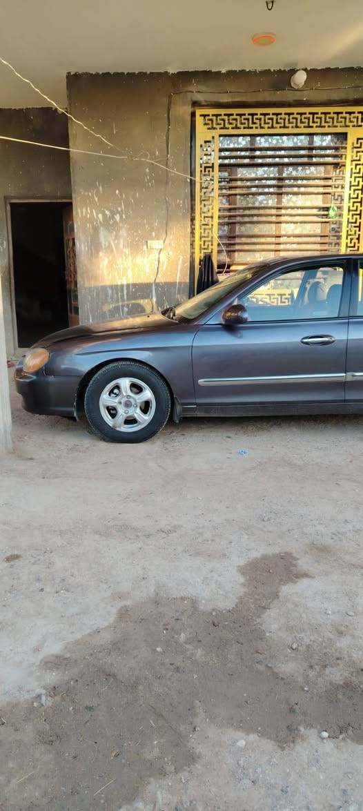 السلام عليكم سوناتا منغولي موديل 2000مصبوغه عام محرك 2700محرك كير نضيف حدايه خير من الله رقم انكليزي سنويه لل29منضومه تبريد جديده عوزه بس غاز السعر50 وبيه مجال مكاني الحله ناحية النيل الدولي السريع للاستفساراتصل ***********
