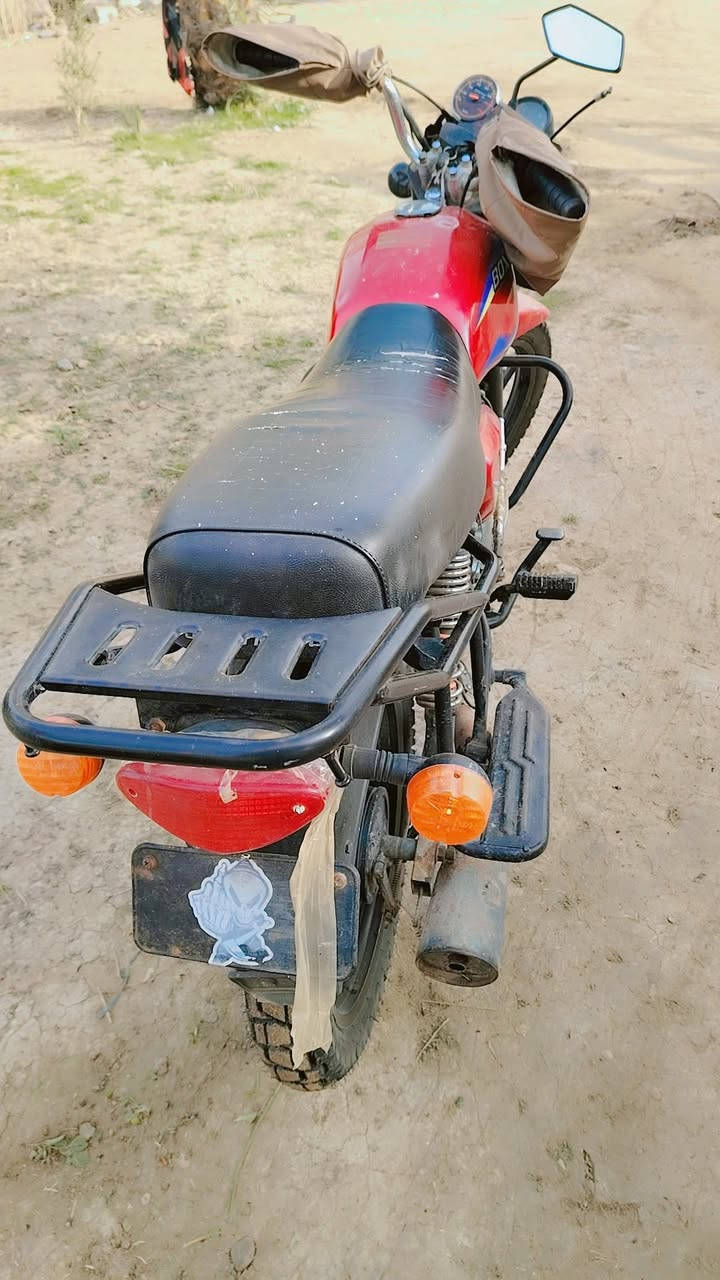 السلام عليكم دراجه بوكسر للبيع 2021 كلك محرك تحوير محركه موجود  وياه ***********السعر  550 الف
