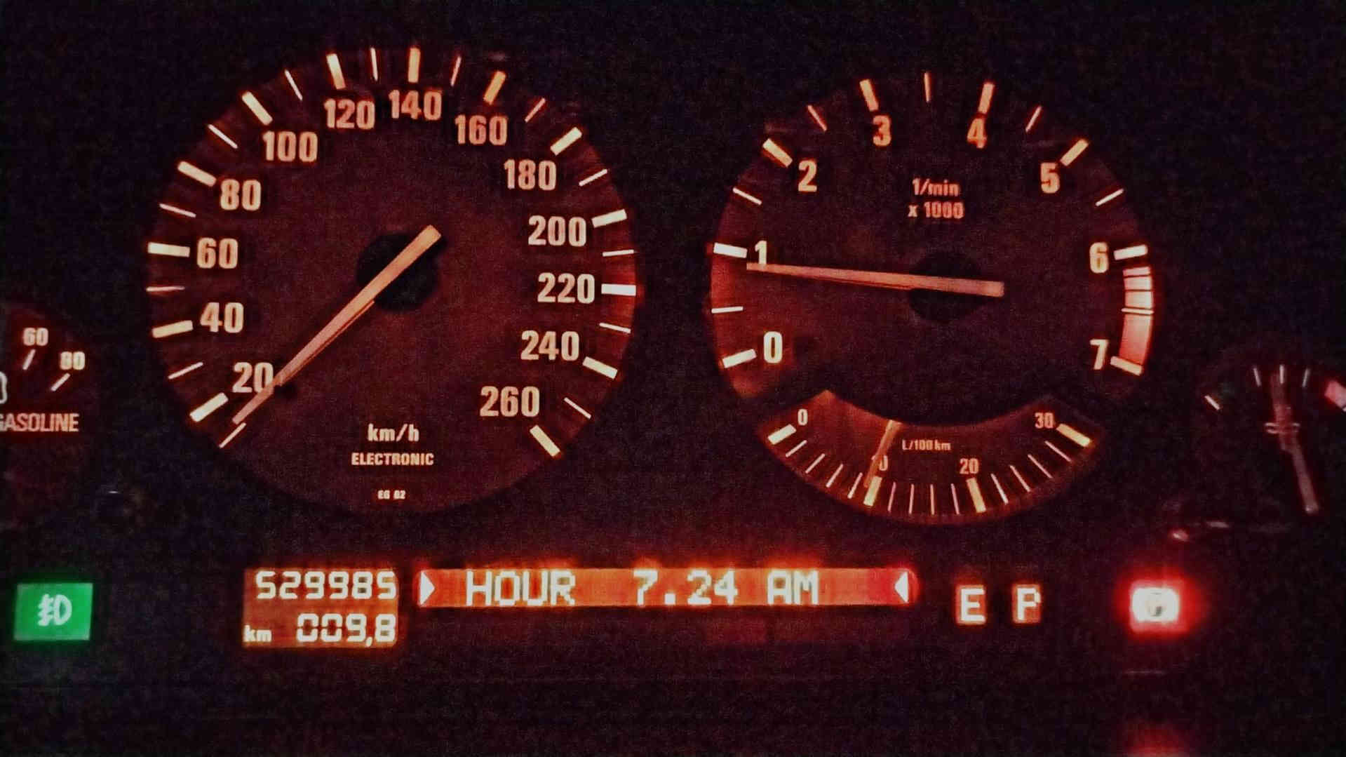 تحياتي للجميع.  BMW.. Ai  ٦ سلندر مفتوح 3.5 قبغ اسود
1990 اصل بليته سنويه. رقم بغداد الجديد سنويه لحد٢٨ تحويل مباشر

كفاله من حادث وخياس باب سكن بدلته نفس لون بسبب طخه بسيطه فرن درجه
اولئ بكركوك صبغ دبيبر هولندي...

صار شهر.. شرط بدو شخط بدون..

رصعه..

محرك قبغ اسود وراد يابان

كير حاويه جديد

حداديه Fs شرط نفظ كامل فلنجات دسكات دبلات قواعد

سلايت ٣ طكات جديد بدلت حاويه

كهرباء سياره بلاديه تفتح اي باب كلوب داخلي يشتغل سويج بلادي يفتح باب سايق جكمجه صندوق.. دبل كمبيوتر
ساعه تاريخ مسافه مقطوعه كمية صرف وقود درجة حراره جو كله بل كيجات شغال

تبريد بريفا.. تدفئه هيتر خلفي تقسيم بورد جامه وجه رجل كله شغال

تخم تأير كرستال اندلونسي قبل اسبوع

تخم ويل خليه حاويه شوط شخط مابي

لايت زنون ب ١٤٠ الف ورقه ضمان.....

بطاريه جديده سلف داينمو كله امبدل جديد...

راديتر محرك تبريد كله قوايش اصليه

مانع الانزلاق ABS

عربانه كامل حاويه.. اكسل 3.23

دوشمه كشنات وسقف تكم كله جديد تغليف كاعيه 

صارت عليه امانه  أكثر من ٦٧

سياره ناعمه متنه شرط شلعه رون ناصي

مسجل تخم سماعت JBL.. صوت رهيب

بغداد   ***********.. سعر  ( 54 ) ماكو هيج نظافه بهل سعر بخدمه والطيبين
