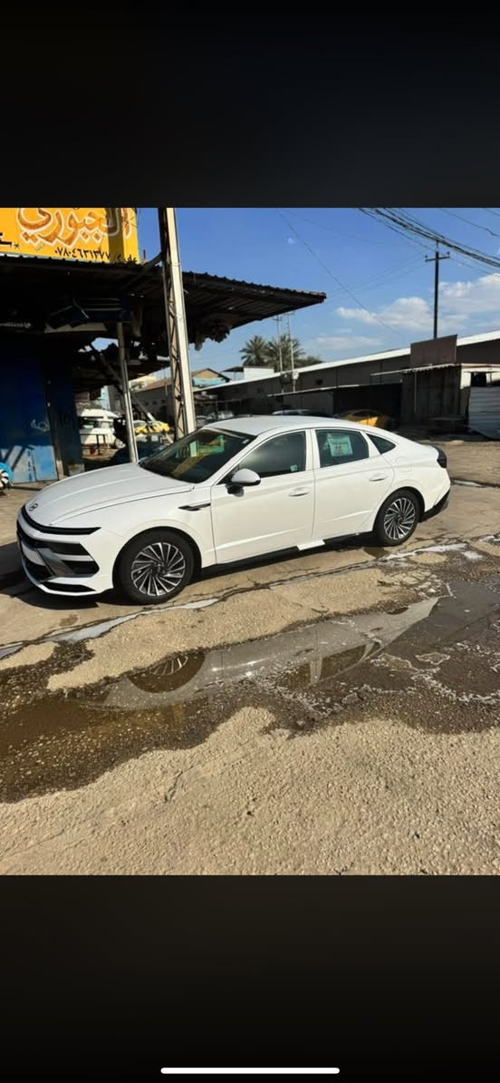سوناتا 24 هايبرد بانزين مكينه 2000 كشنات اثنين كهرباء سياره كفاله من صبغ وبارد سياره فول موصفات ما عده الفتحه سياره حادثها بس بنيد بدل قطعه اصليه بدون صبغ بدون بارد كفاله بلعافيه ع الي ياخذها *********** سعر مناسب
