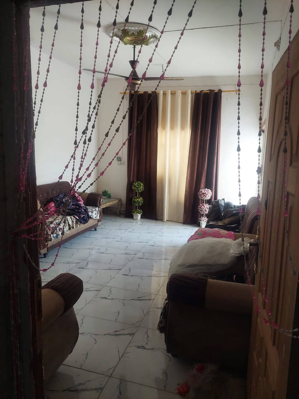 بيت ١٥٠م للبيع العنوان حله ابو خستاوي قرب شارع 100 تواصل على الرقم *********** البيت زراعي بس مكاتبه
