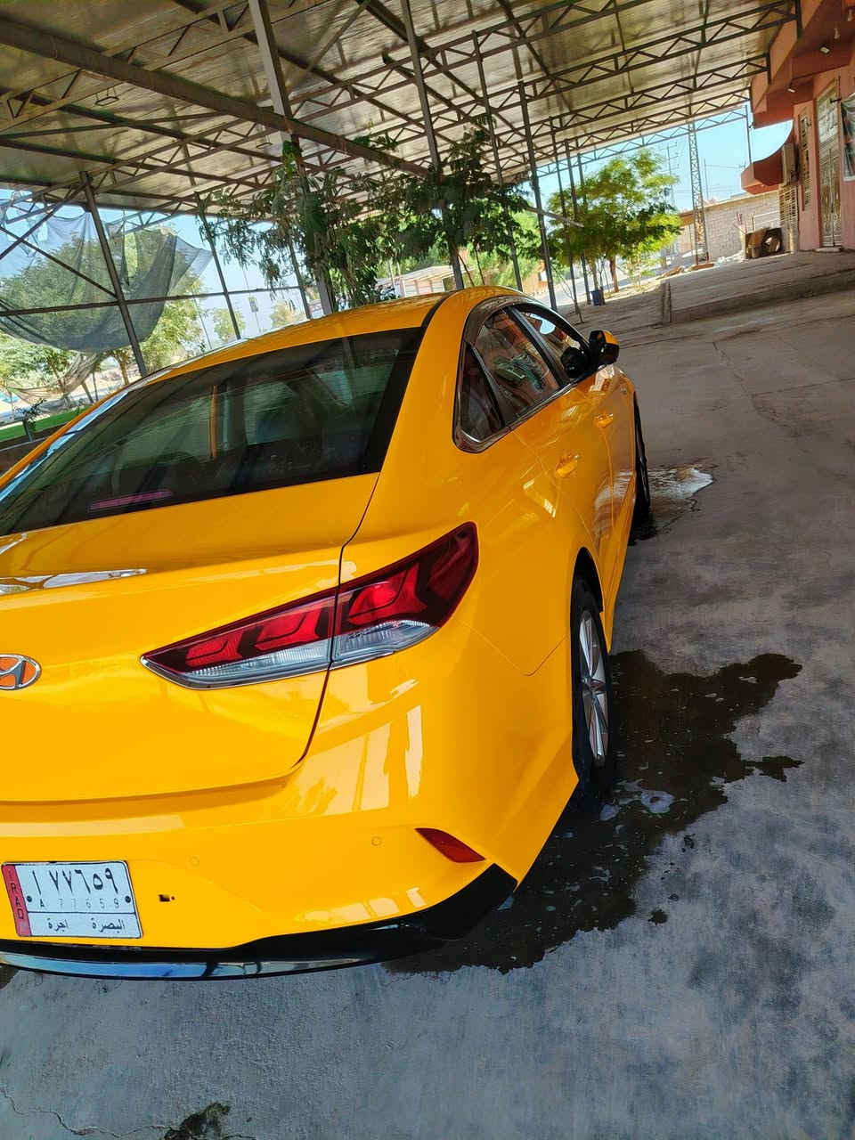 سلام عليكم 
سوناته وراد كوري موديل 2020خطين بازين غاز سيارة جاهزه بيه جالمغ امامي فتح فقط من كوريه ماشيه 260سيارة بسمي رقم انكليزي مصفره هيه وغرمات مكاني بابل الهاشميه السعر 170وبيه مجال ***********
