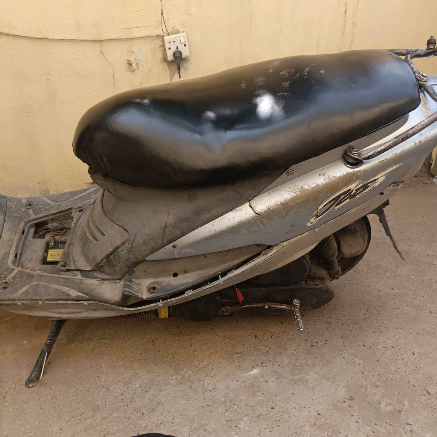 للبيع دراجه نظيفه مكينه حلوه ناعمه دراجه حلوه صلنصه رياضي اف ام مكينه 49 سعرها 350 الف  قفل تواصل واتساب ***********  واتساب
