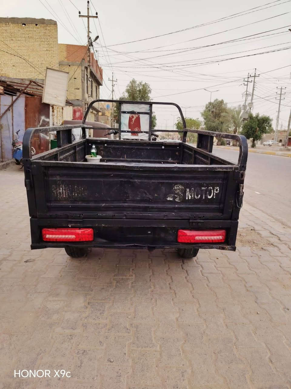 السلام عليكم ستوته للبيع موديل 20 مكينه 25 بيها باجات بالركبه غراض كله 25 ستوته حلوه ونظيفه مكان كربلاء شهداء الموظفين ستوته حلوه ونظيفه وخير من الله رقم***********
